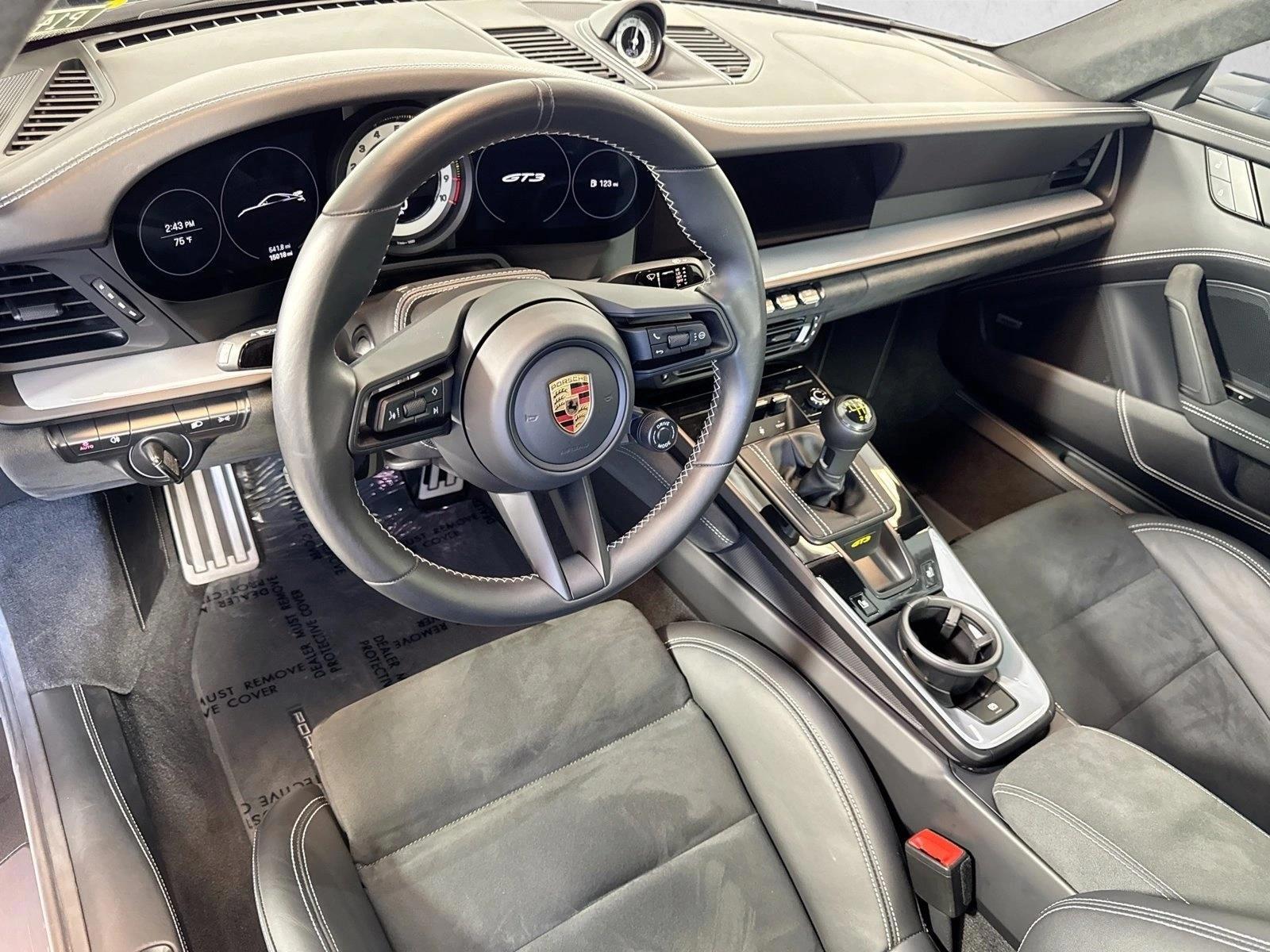 Thumbnail: 2024 Porsche 911 - 3
