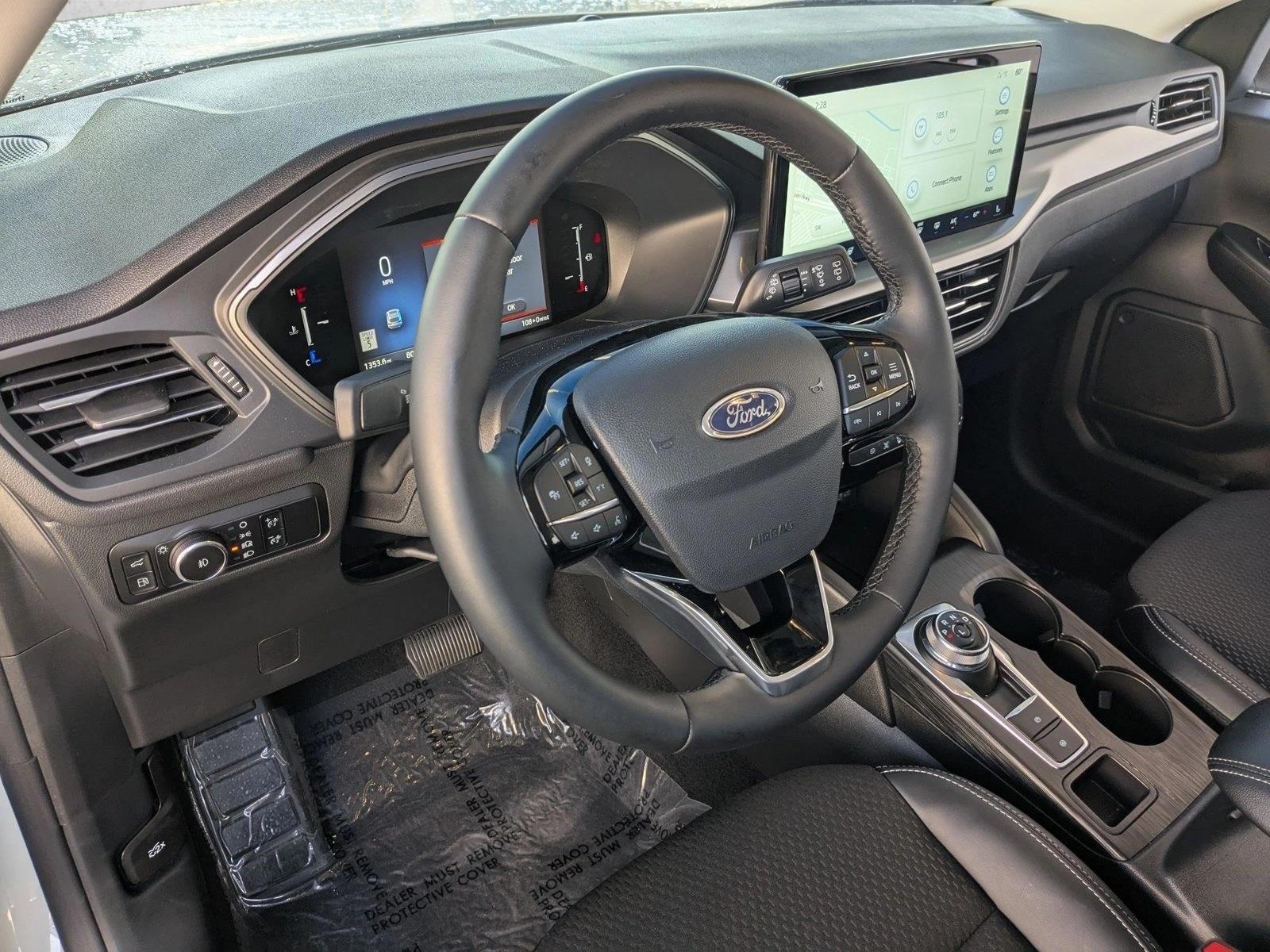 Thumbnail: 2025 Ford Escape - 3