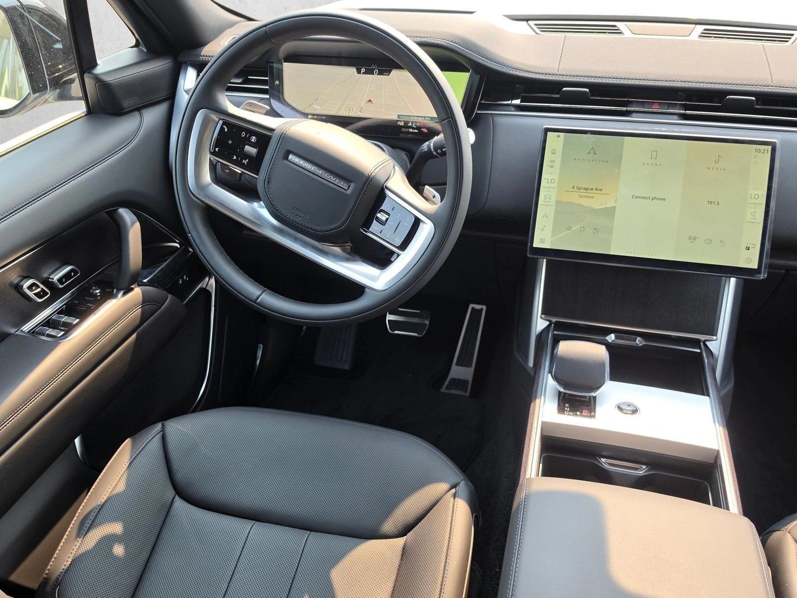 Thumbnail: 2026 Land Rover Range Rover - 4
