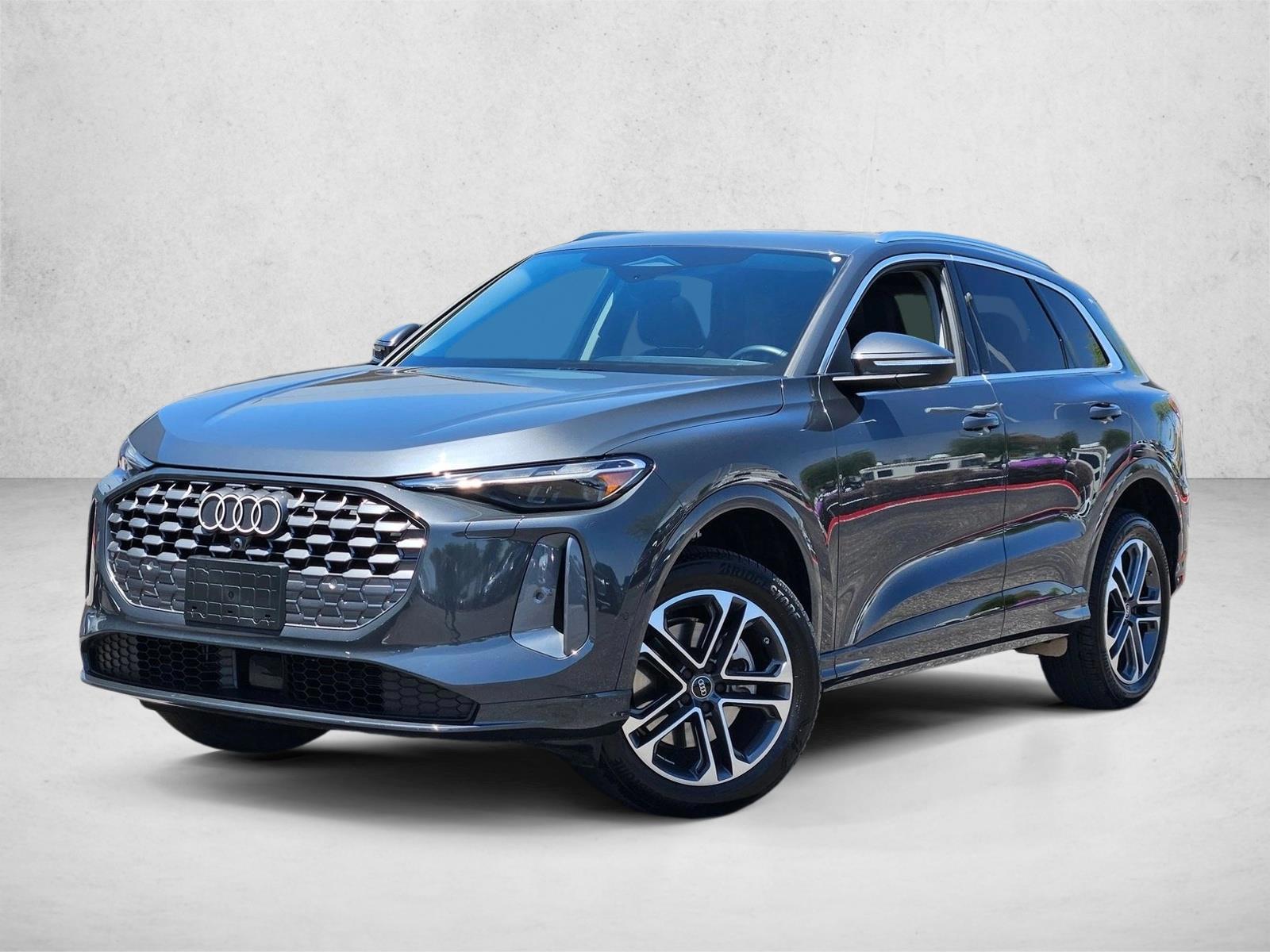 2025 Audi Q5 40 Premium's photo