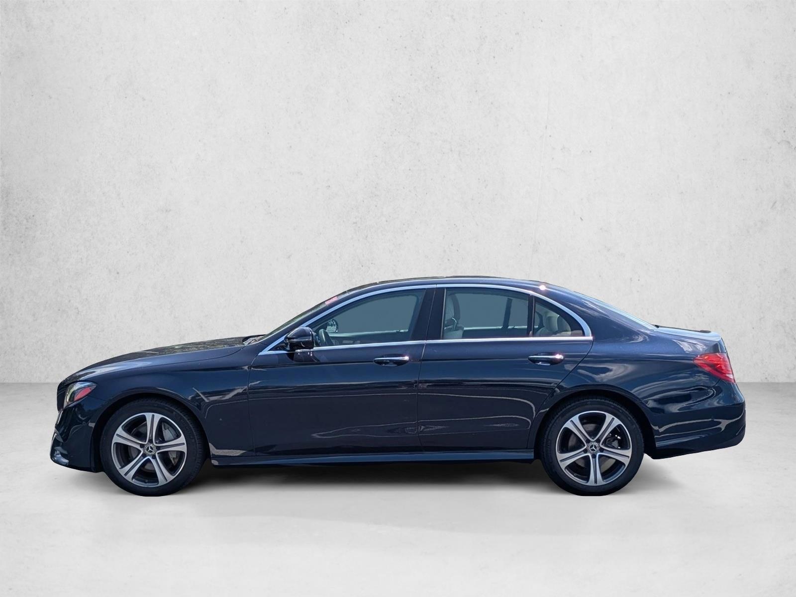 Thumbnail: 2020 Mercedes-Benz E-Class - 2