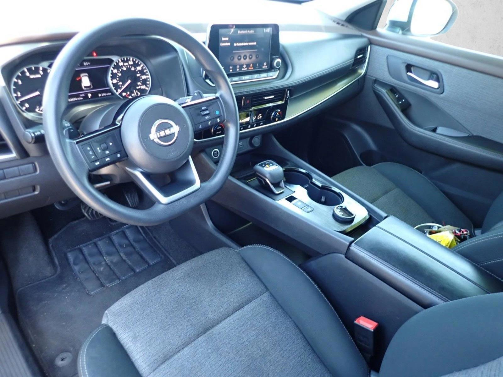 Thumbnail: 2022 Nissan Rogue - 3