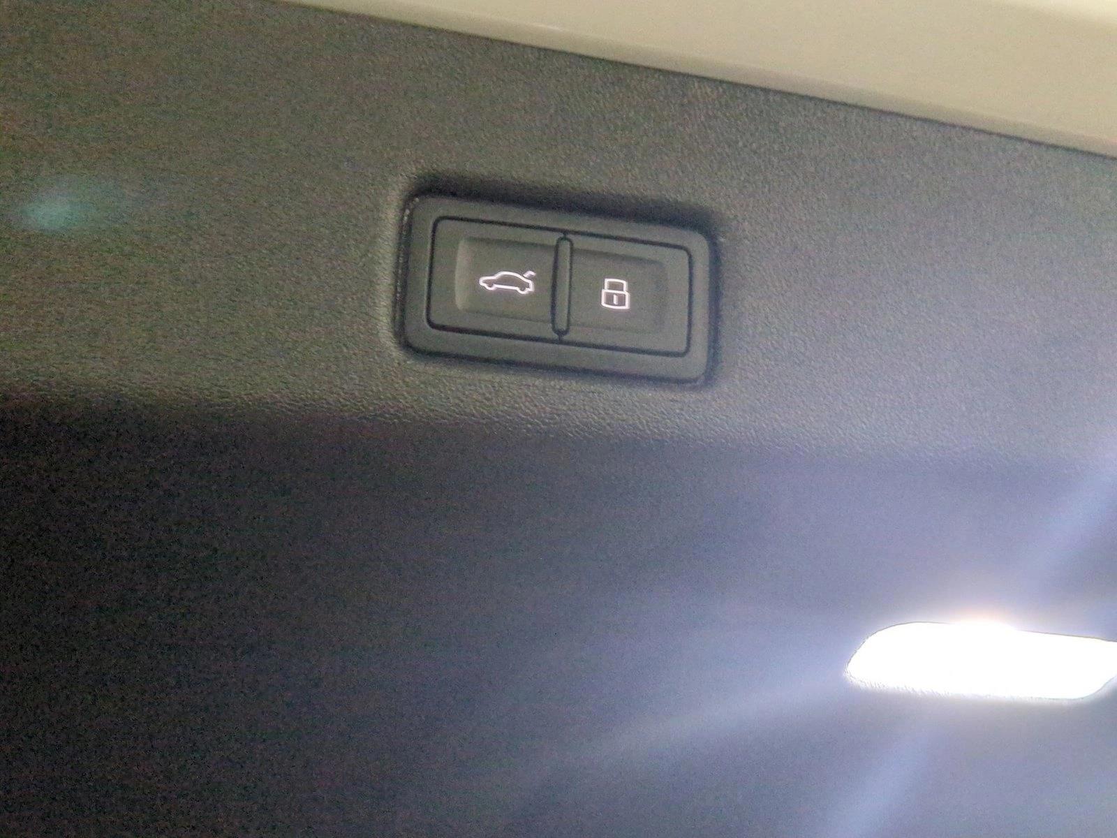 2025 Audi Q5 Premium Plus - Photo 25