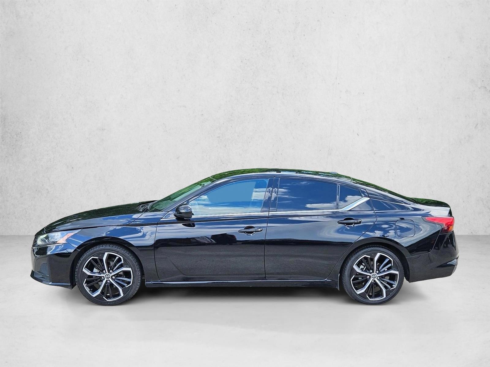 Thumbnail: 2024 Nissan Altima - 2