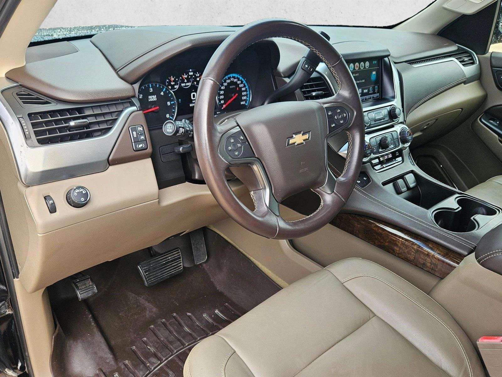 Thumbnail: 2017 Chevrolet Tahoe - 3