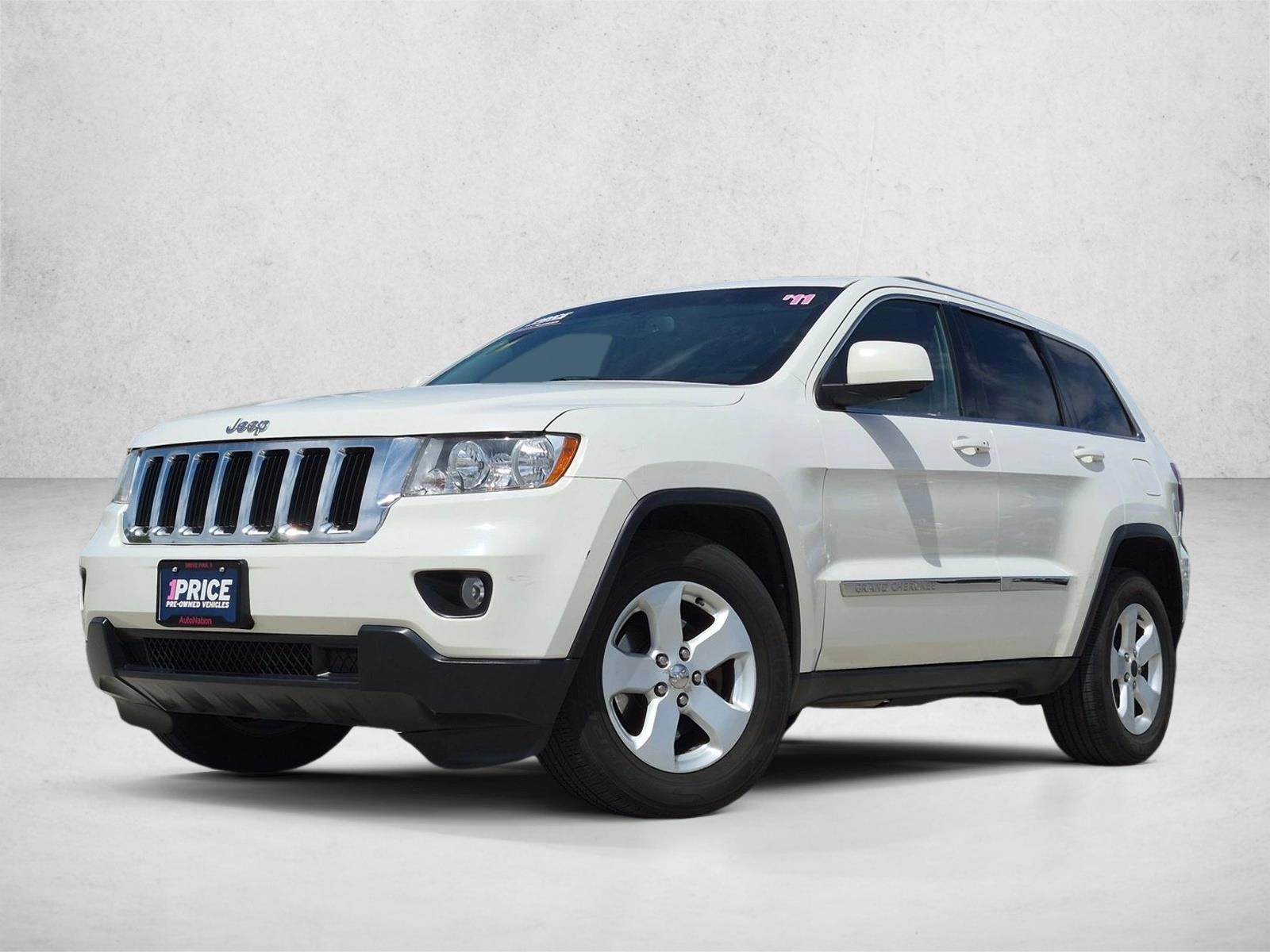 Thumbnail: 2011 Jeep Grand Cherokee - 1