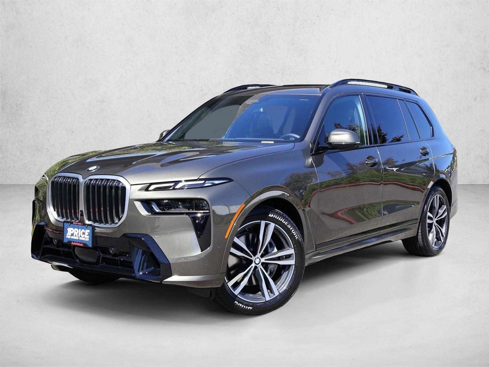 Thumbnail: 2026 BMW X7 - 1
