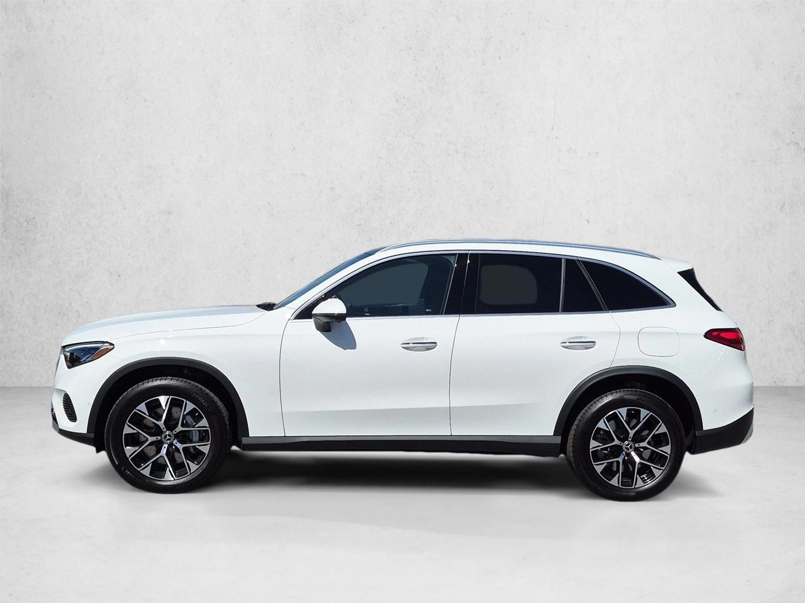 Thumbnail: 2027 Mercedes-Benz GLC - 2