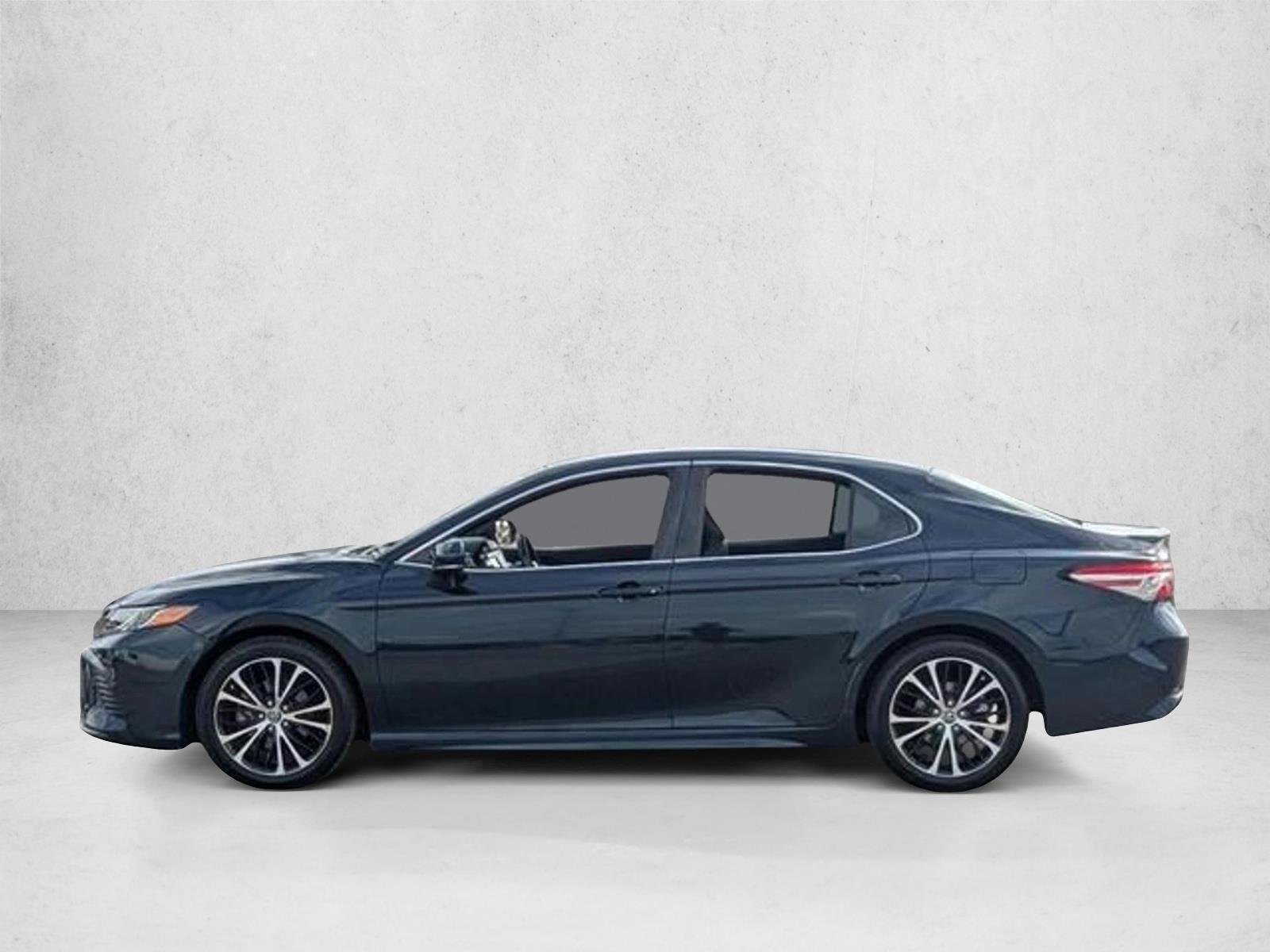 Thumbnail: 2018 Toyota Camry - 2