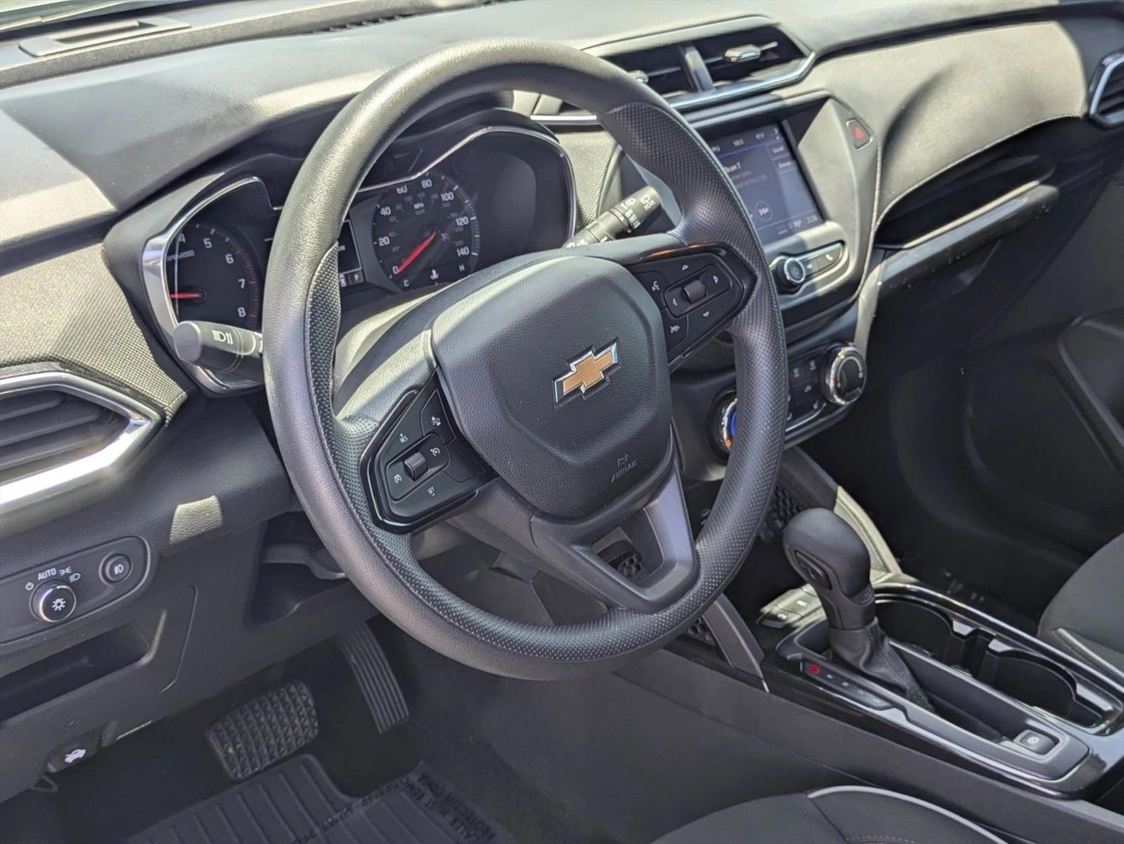 Thumbnail: 2023 Chevrolet TrailBlazer - 3