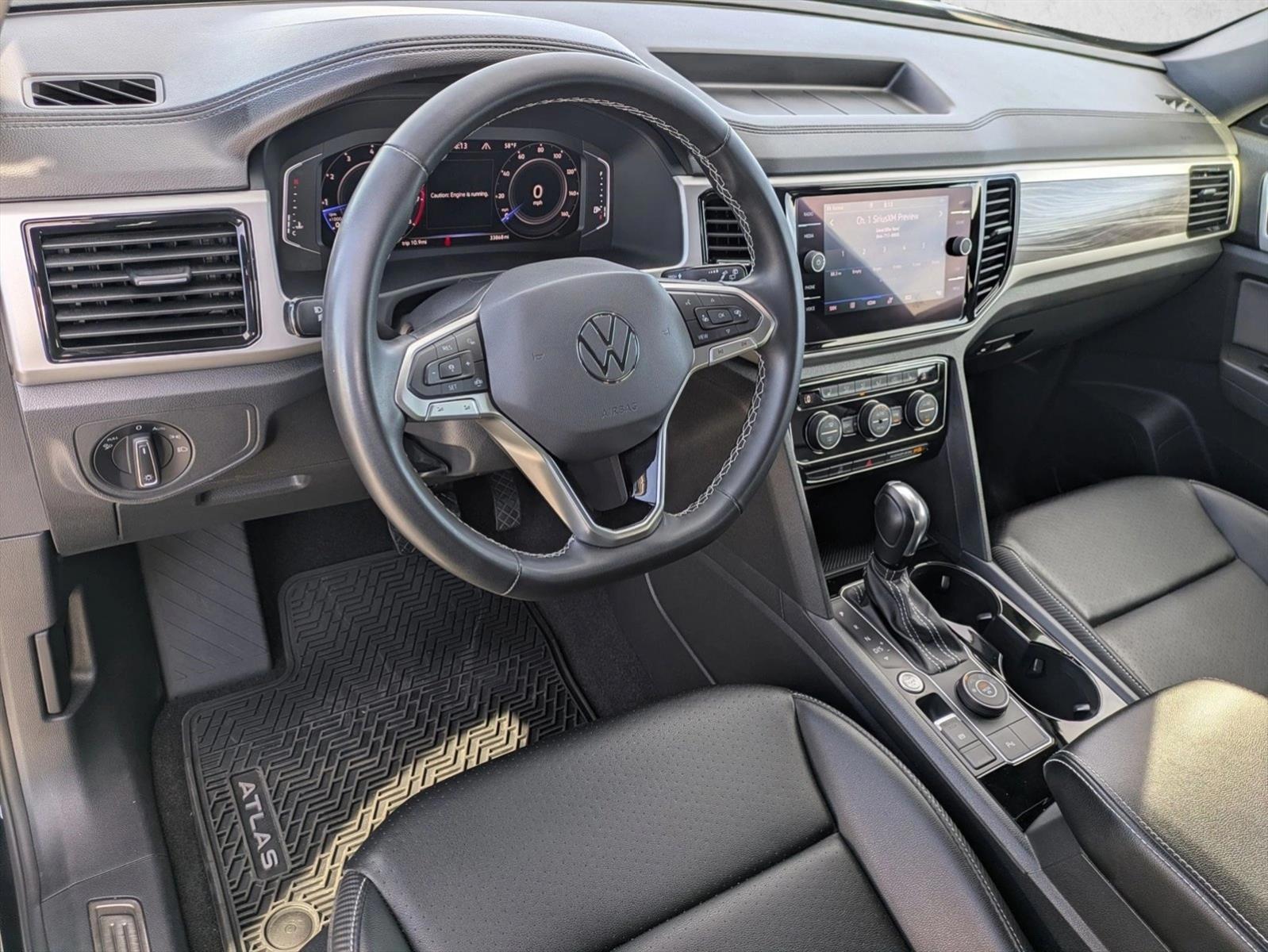 Thumbnail: 2022 Volkswagen Atlas - 3