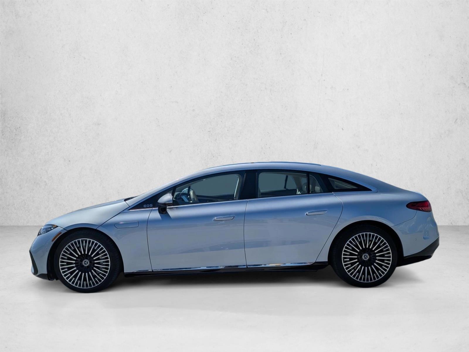 Thumbnail: 2023 Mercedes-Benz EQS - 2