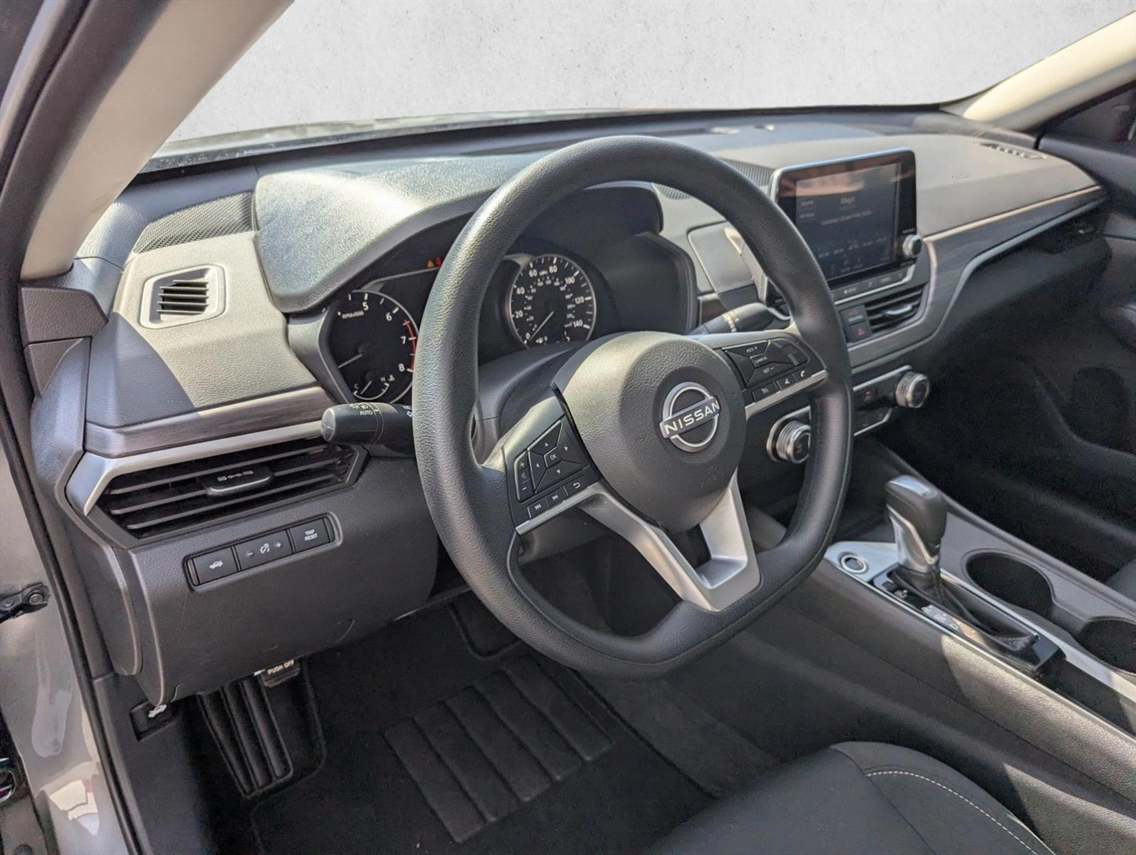 Thumbnail: 2025 Nissan Altima - 3