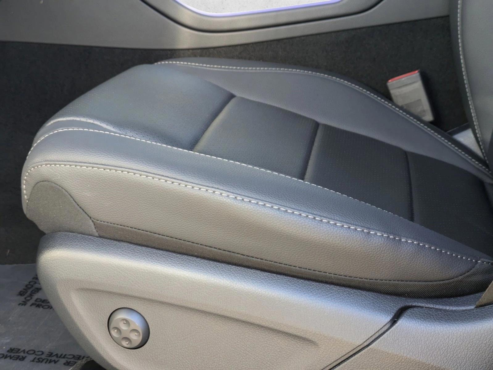 Thumbnail: 2026 Mercedes-Benz GLE - 4