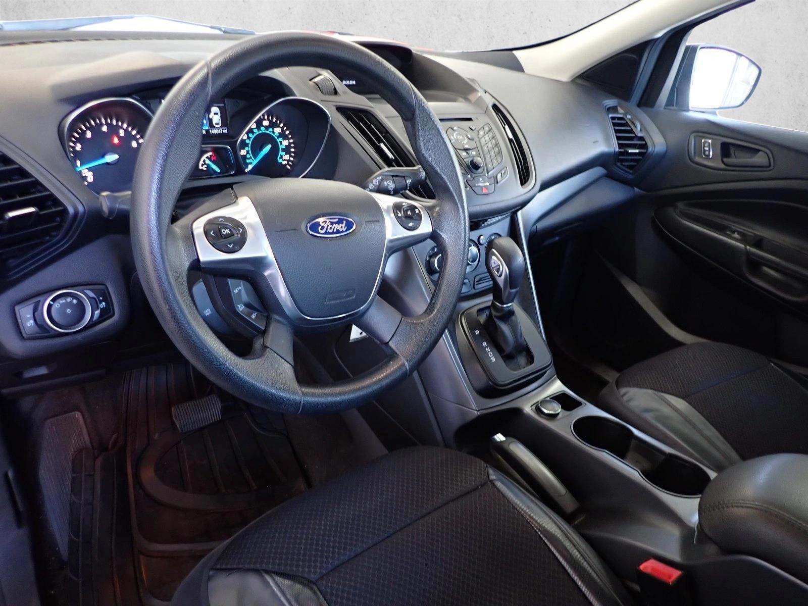 Thumbnail: 2016 Ford Escape - 3