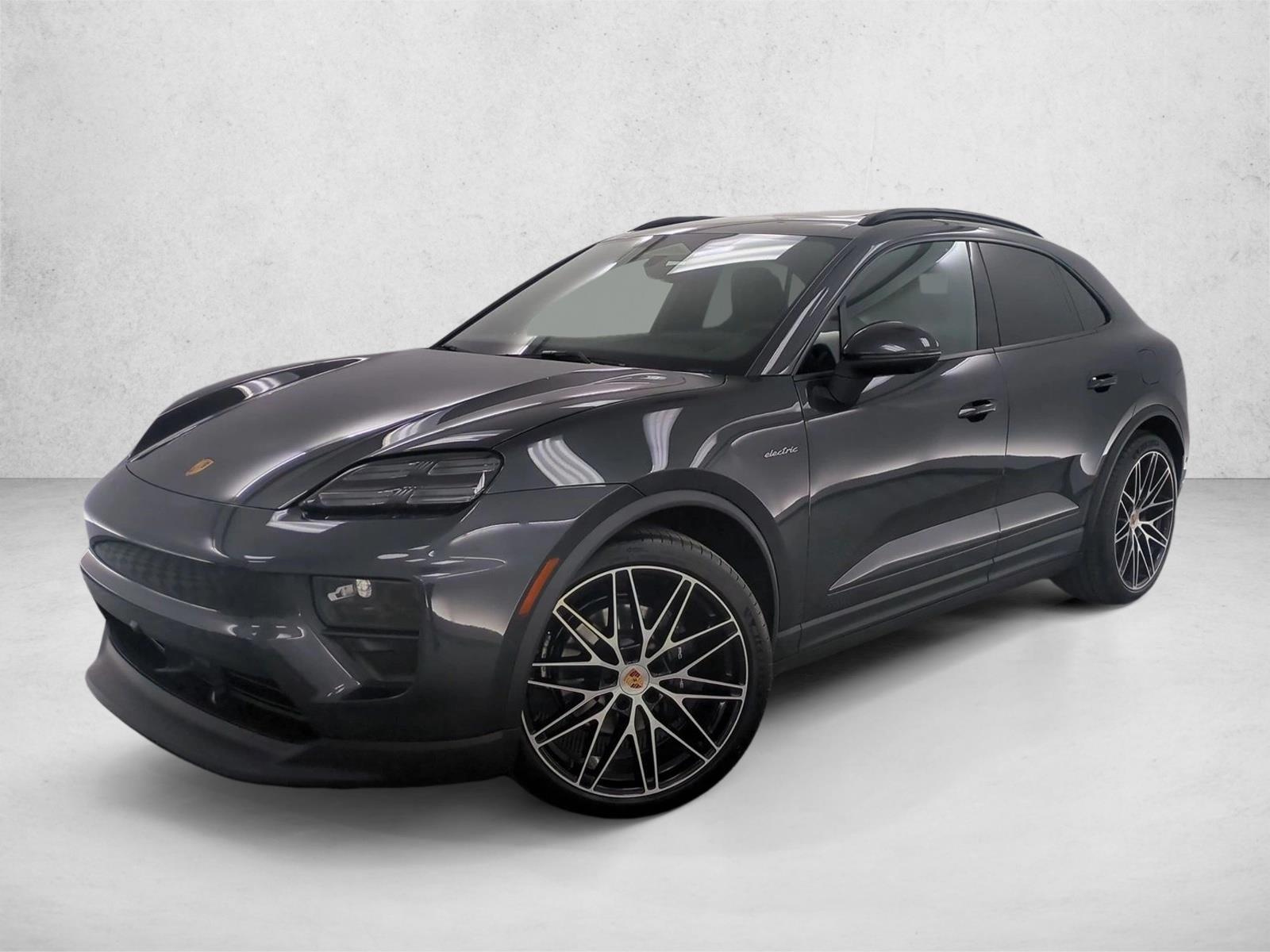 2026 Porsche Macan Base - Photo 1