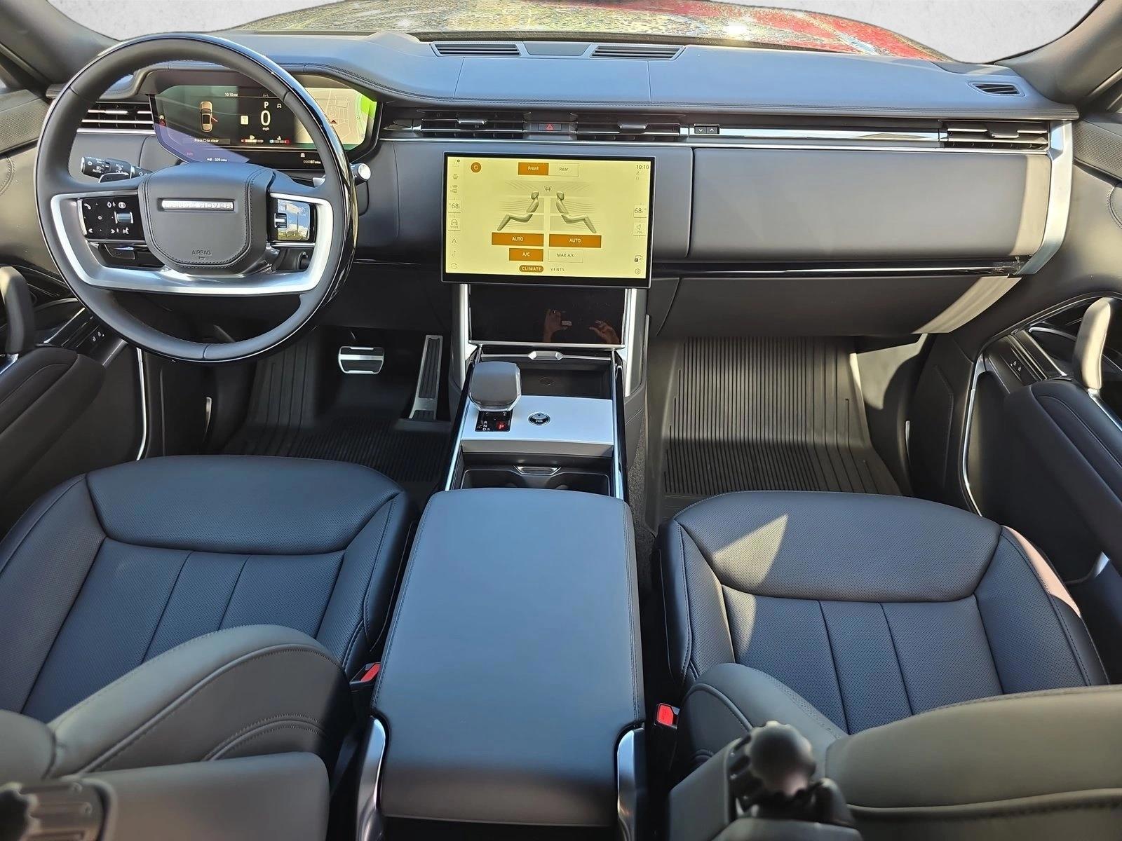 Thumbnail: 2026 Land Rover Range Rover - 3