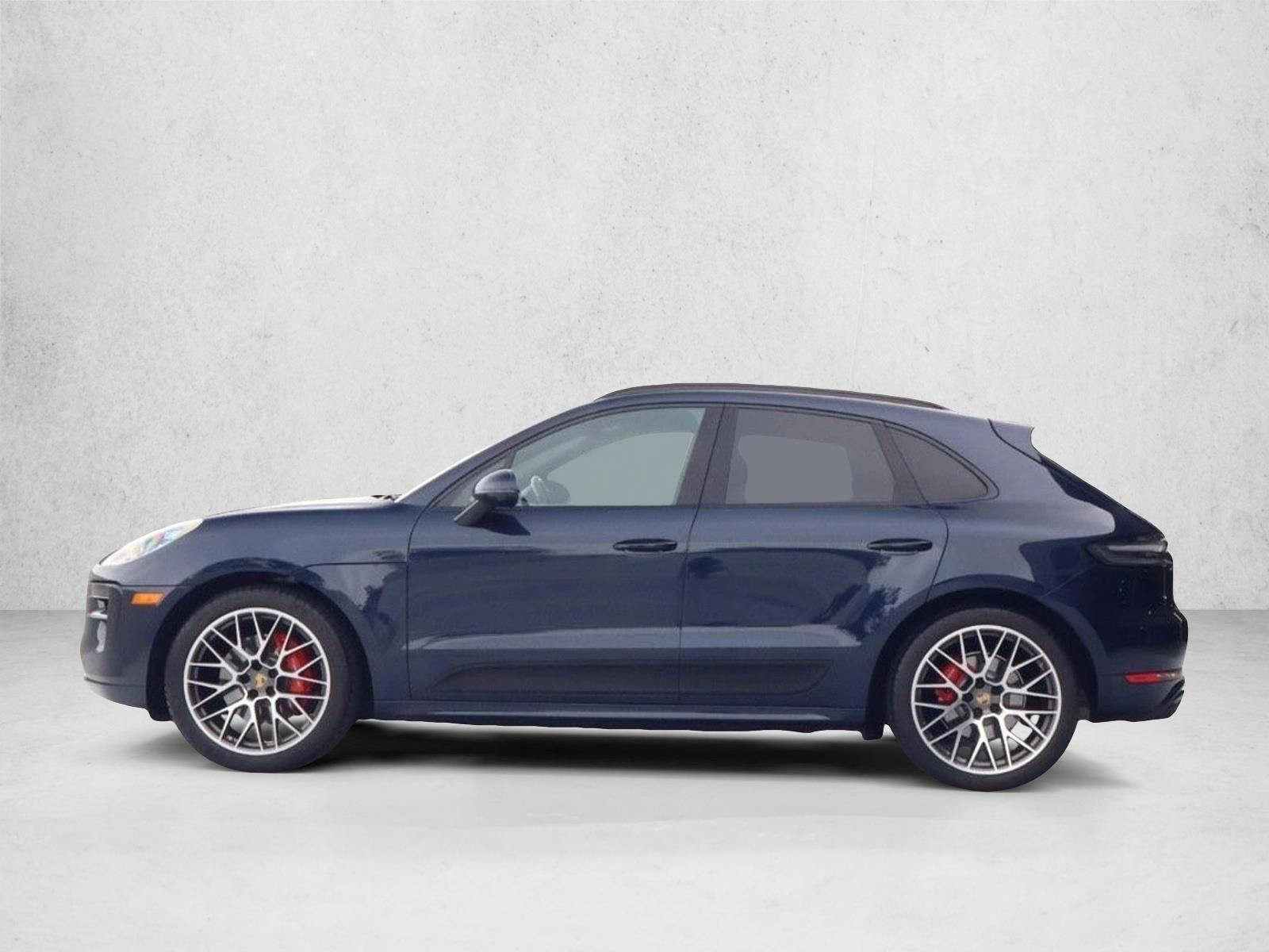 Thumbnail: 2020 Porsche Macan - 2