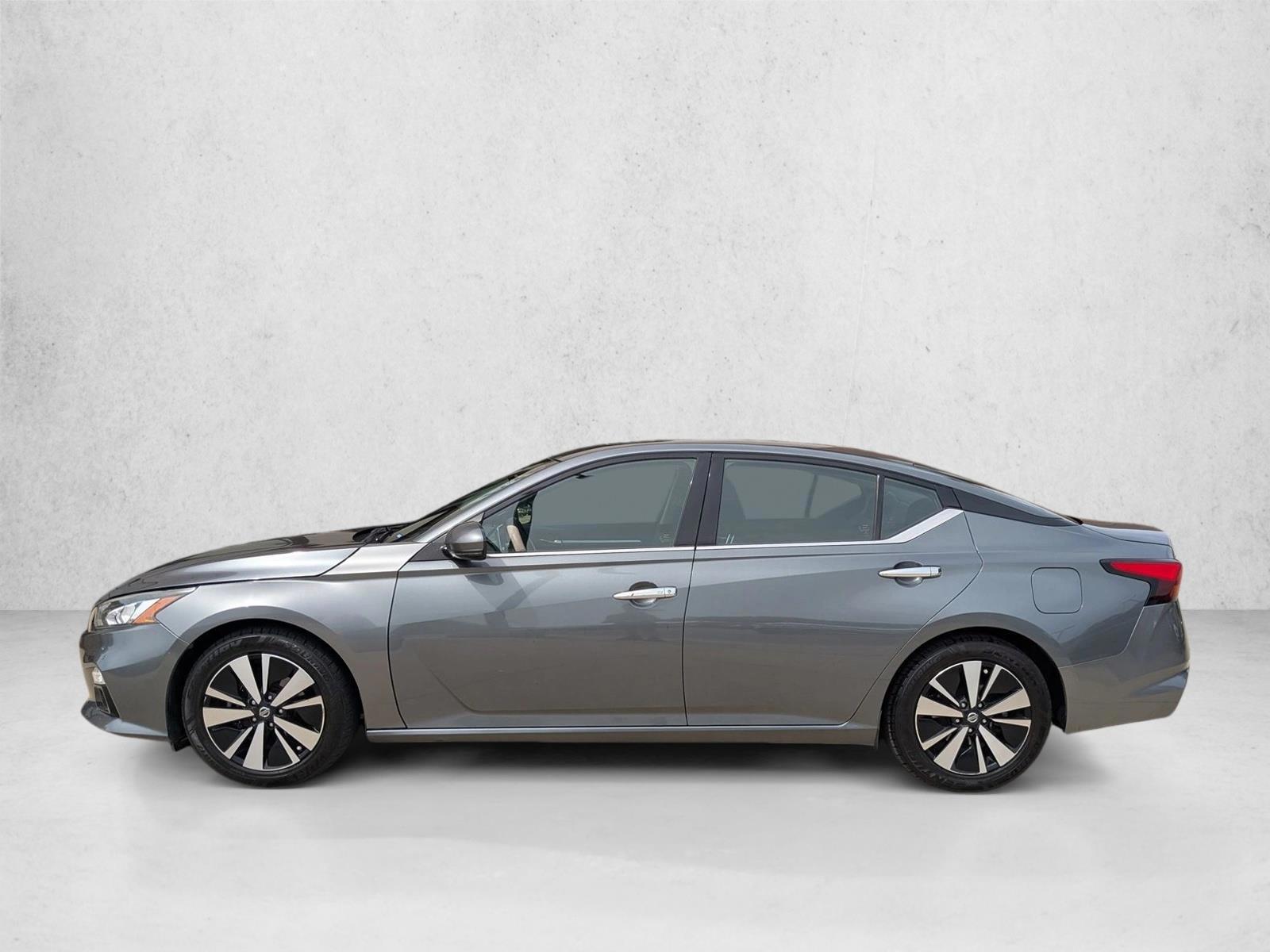Thumbnail: 2020 Nissan Altima - 2