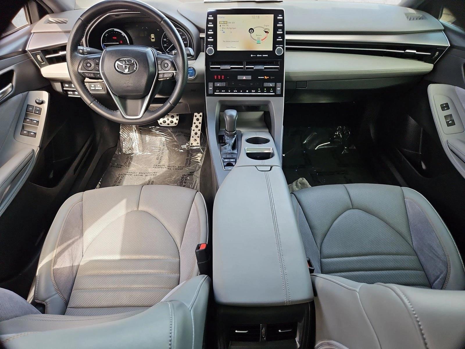 Thumbnail: 2019 Toyota Avalon - 3