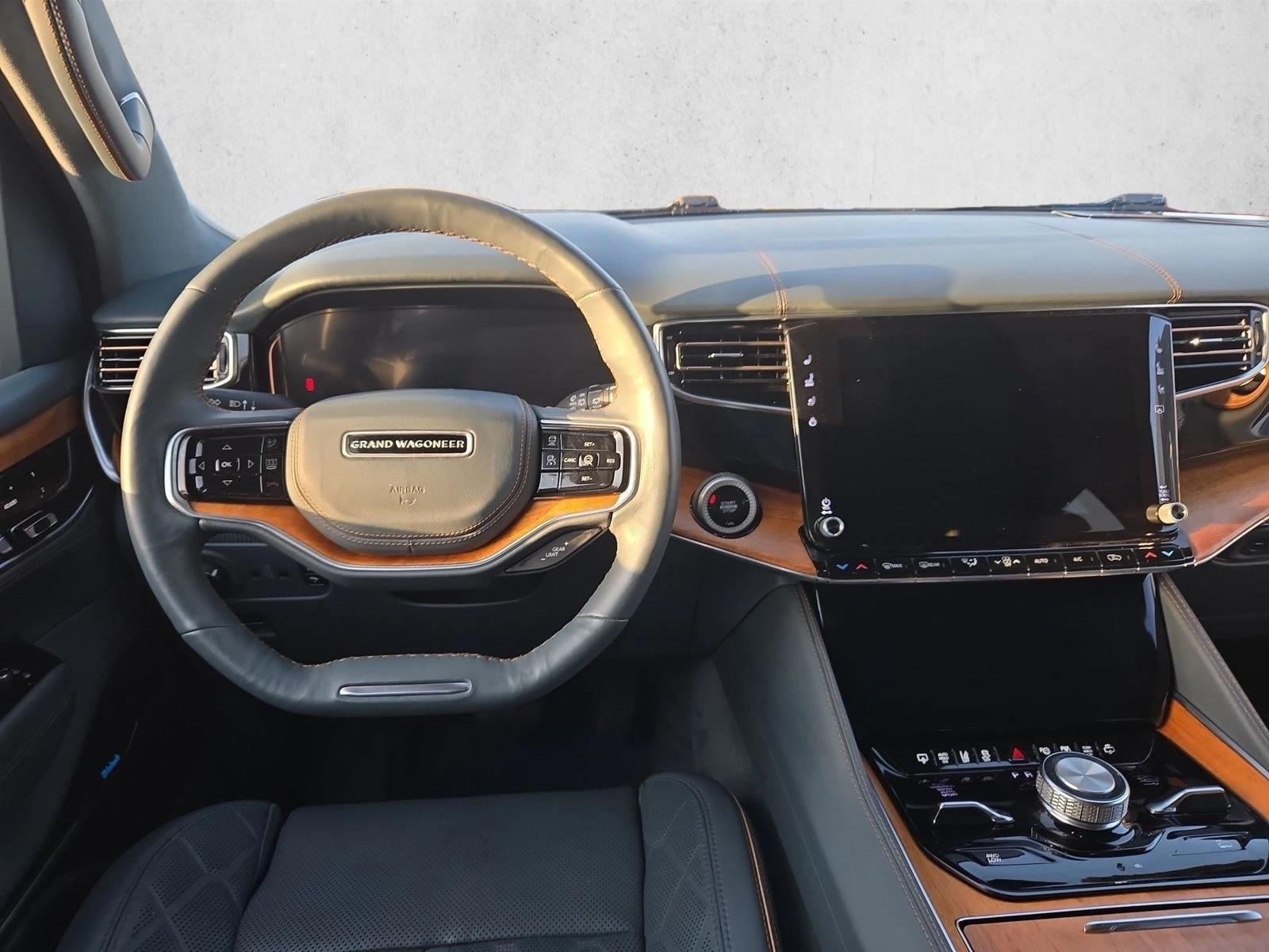 Thumbnail: 2022 Jeep Grand Wagoneer - 3
