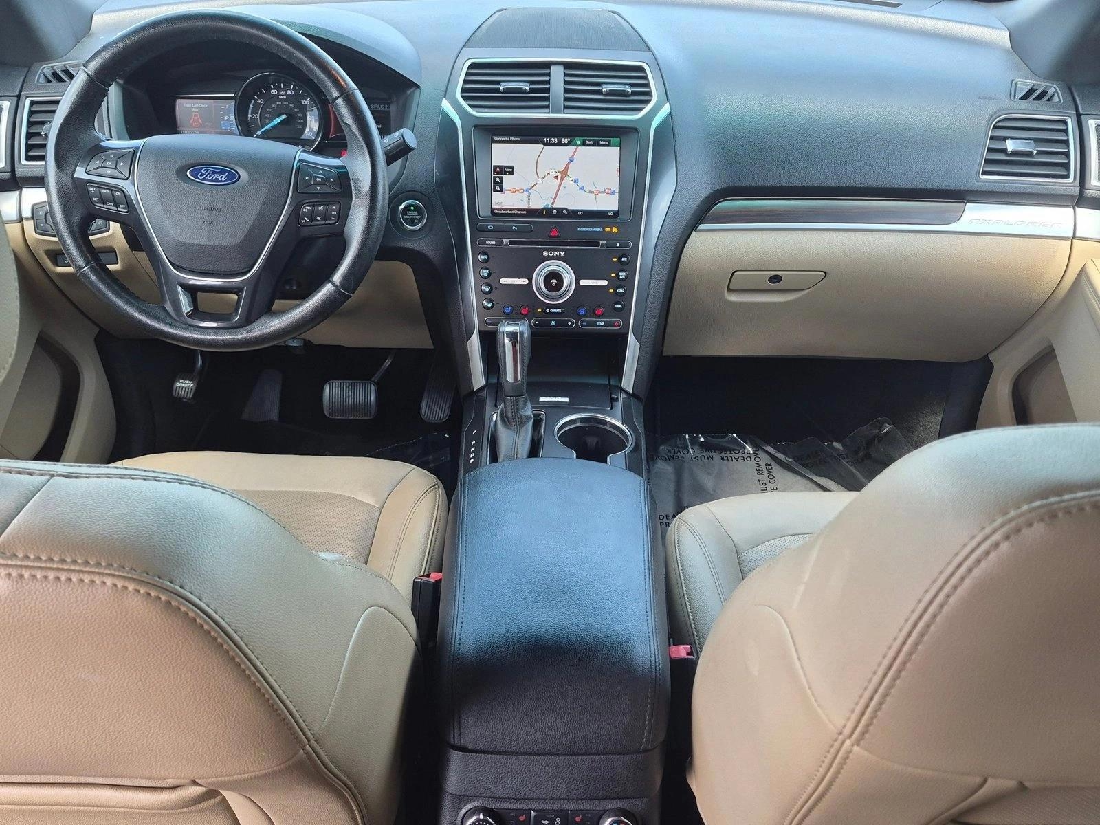 Thumbnail: 2016 Ford Explorer - 3