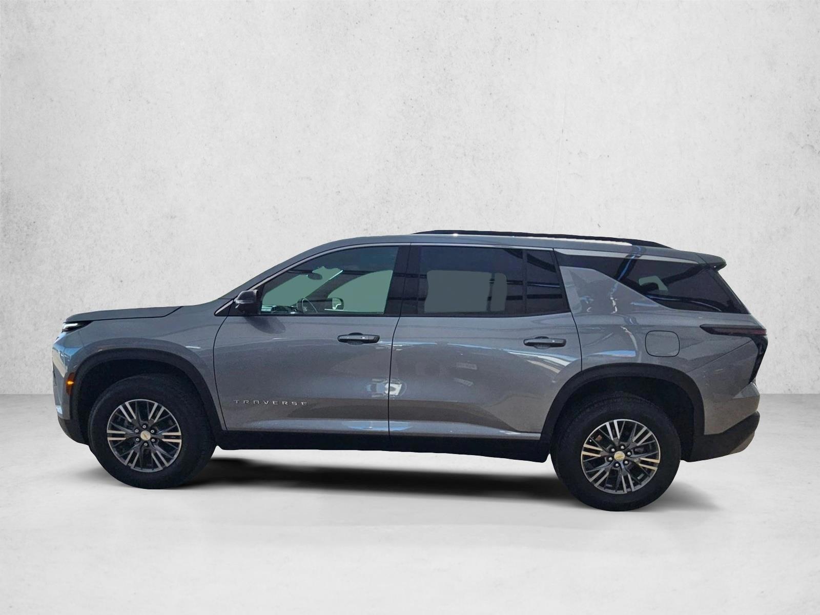 Thumbnail: 2024 Chevrolet Traverse - 2
