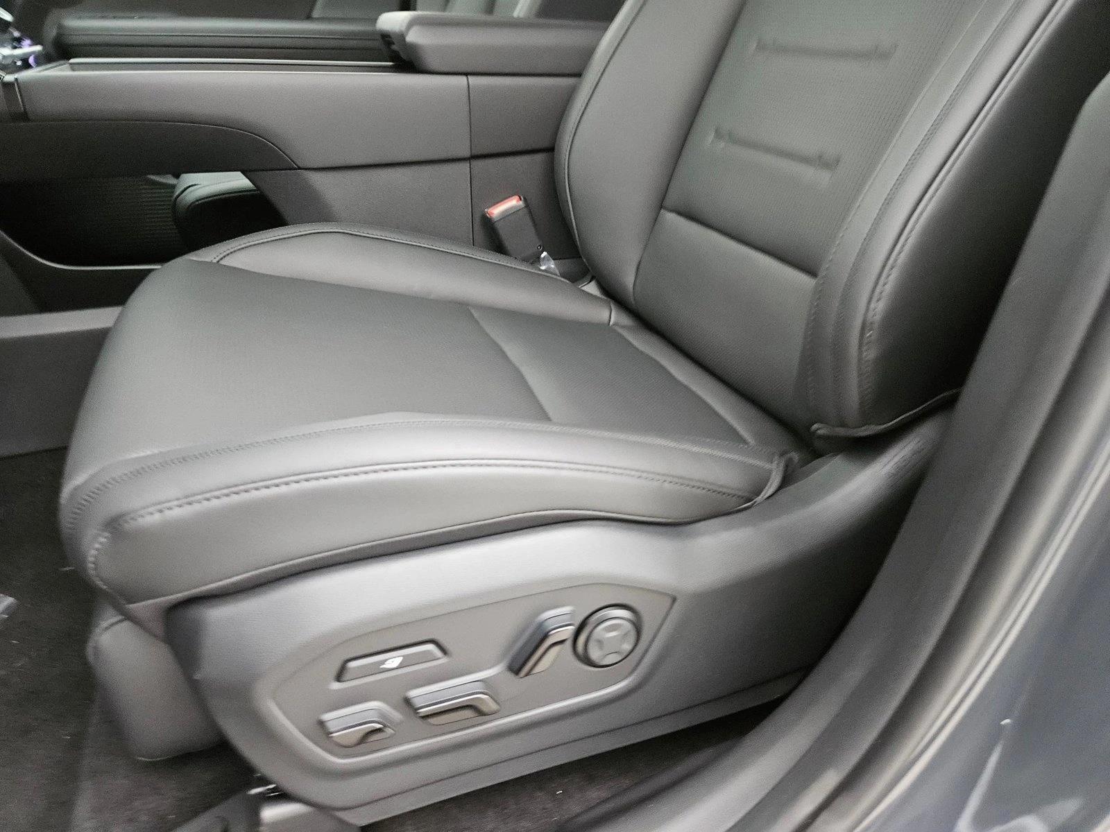 Thumbnail: 2026 Hyundai Santa Fe - 4
