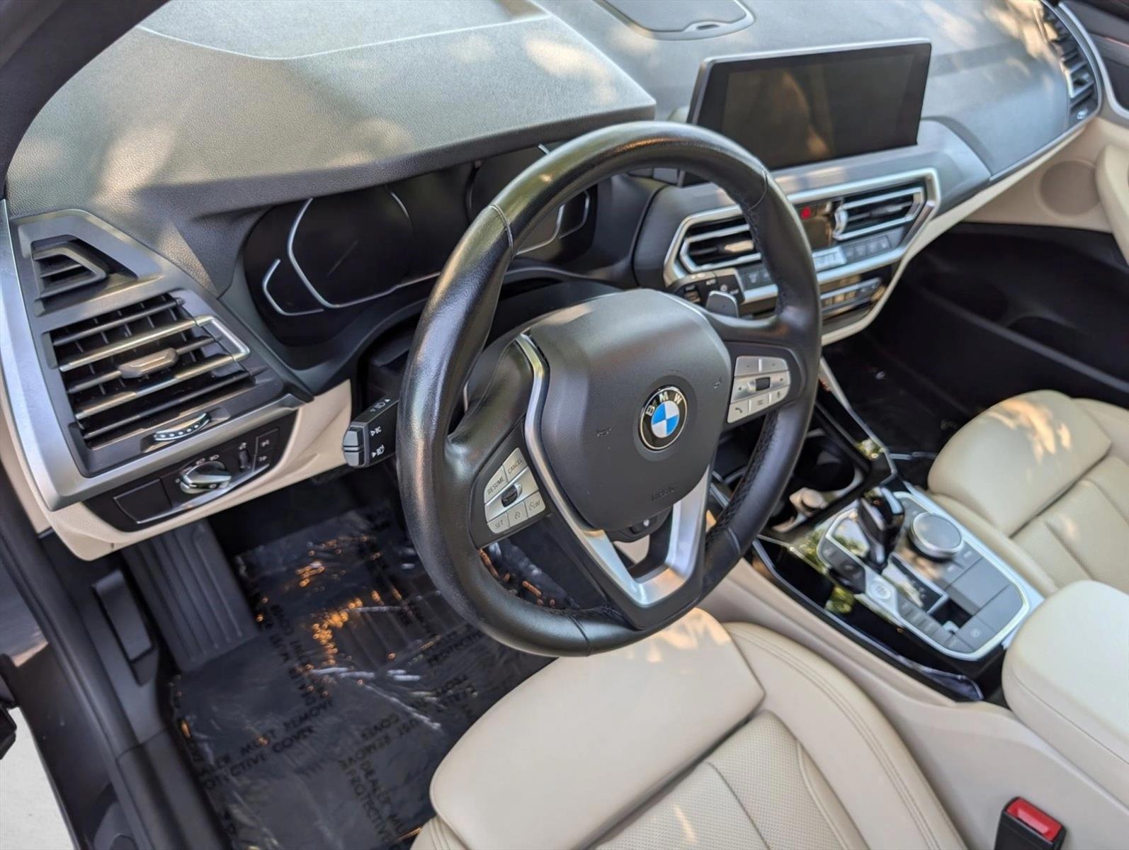 Thumbnail: 2022 BMW X3 - 3