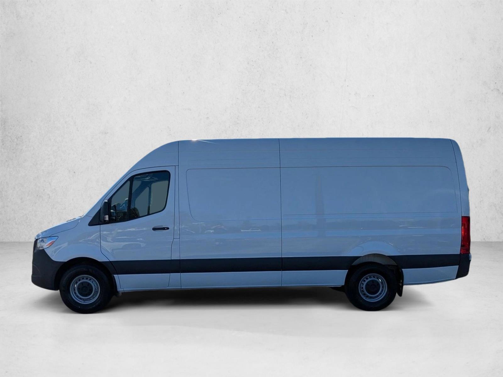 Thumbnail: 2026 Mercedes-Benz Sprinter - 2