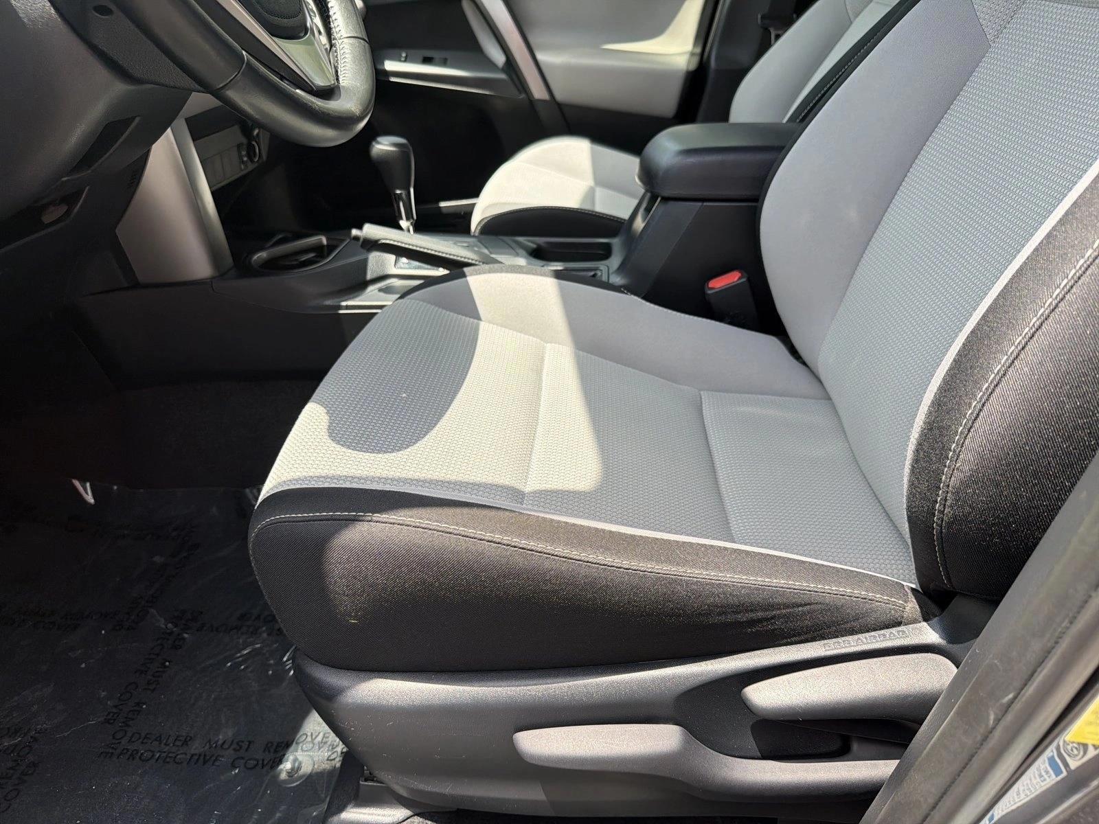 Thumbnail: 2018 Toyota RAV4 - 4