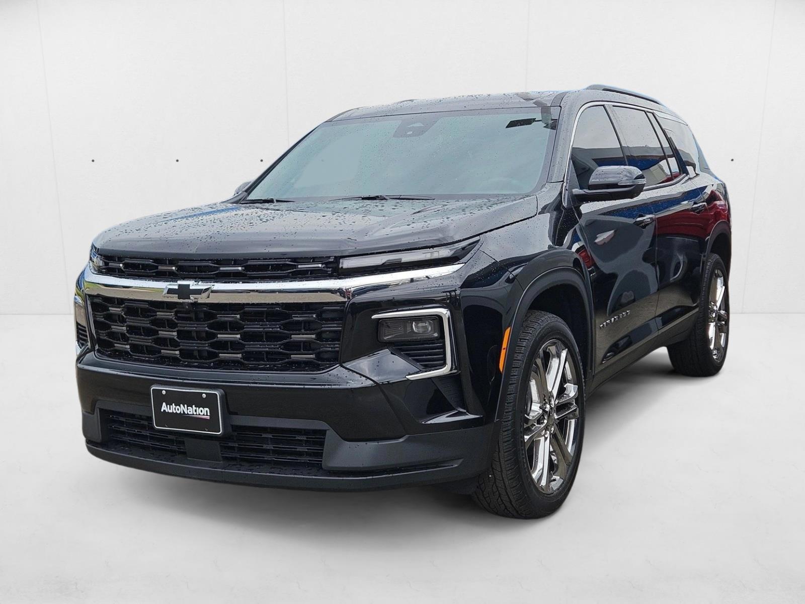 2025 Chevrolet Traverse FWD LT's photo