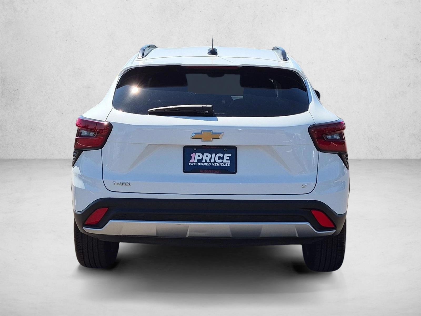 2025 Chevrolet Trax LT - Photo 7