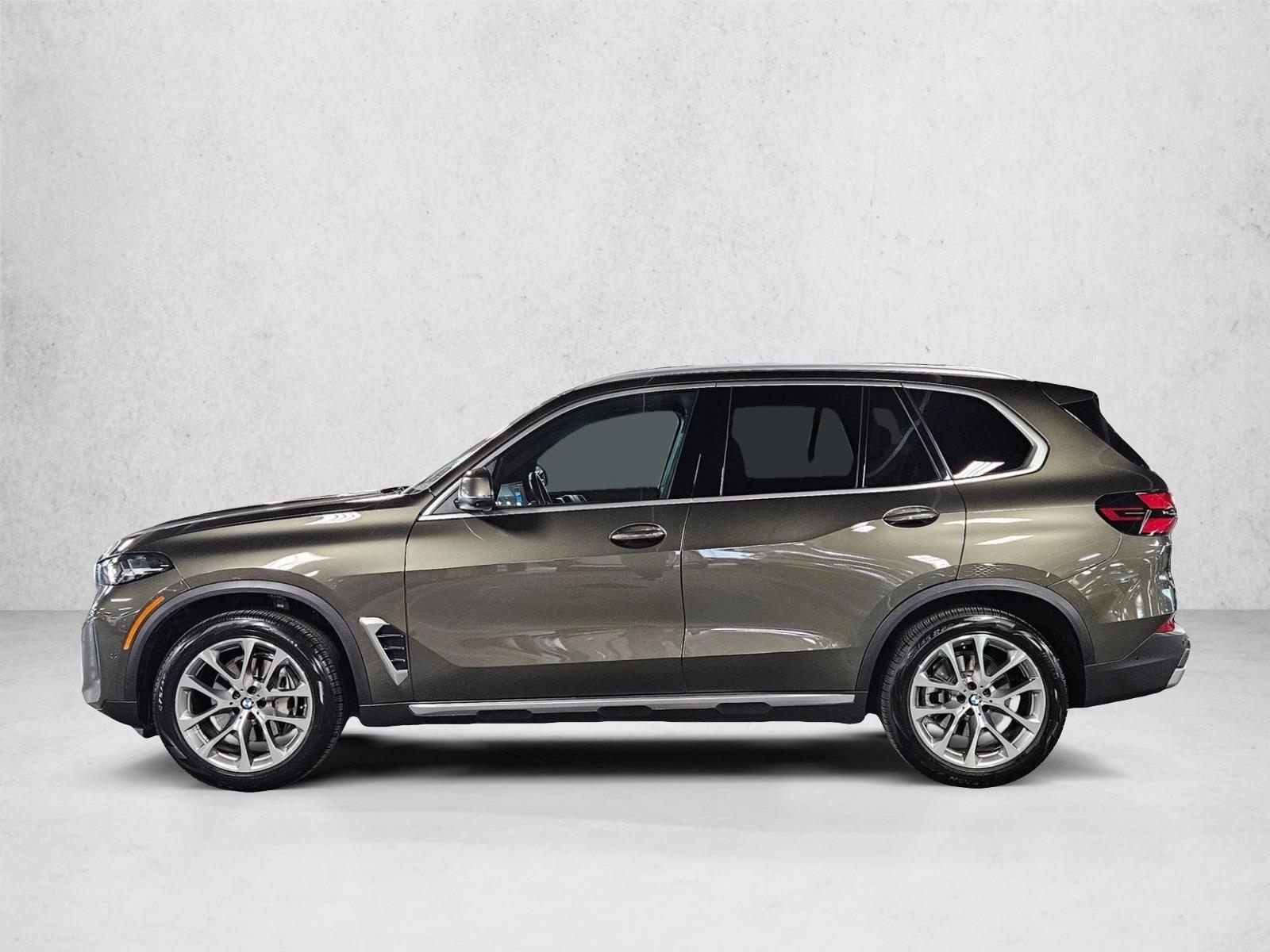 Thumbnail: 2024 BMW X5 - 2