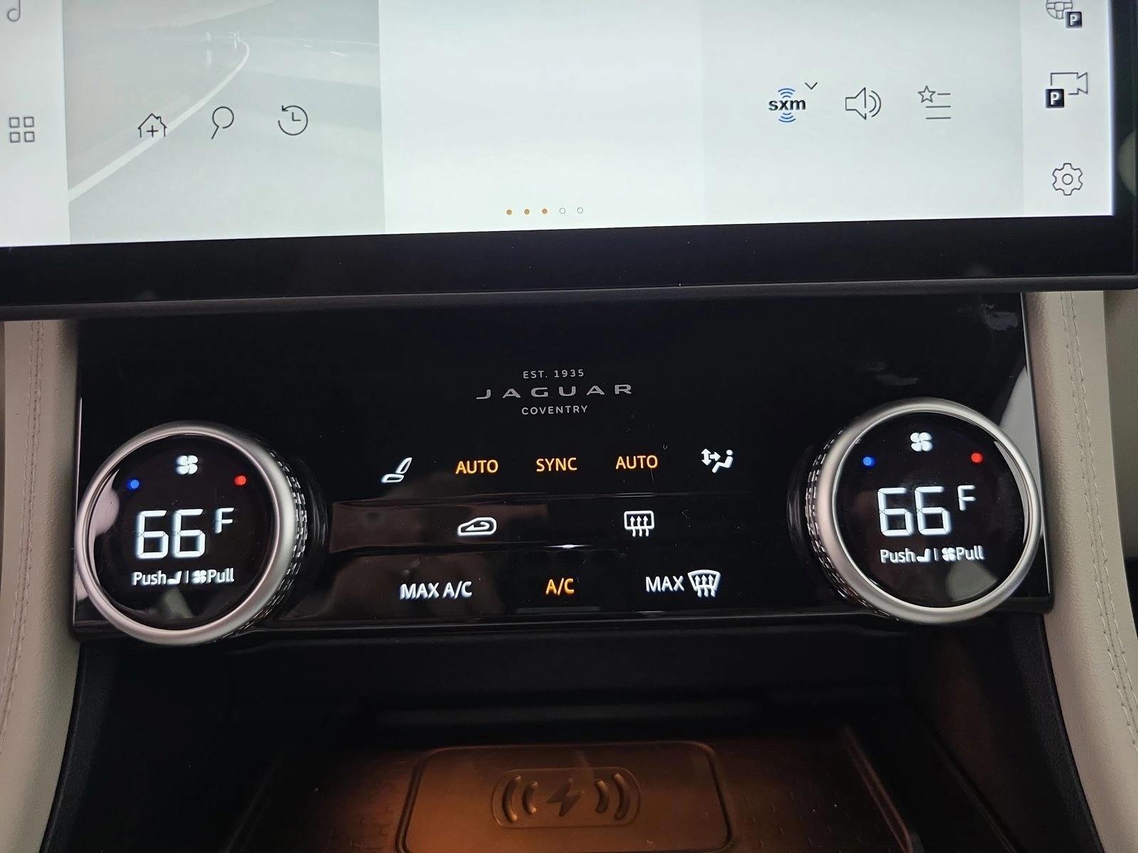 2026 Jaguar F-Pace R-Dynamic S - Photo 19