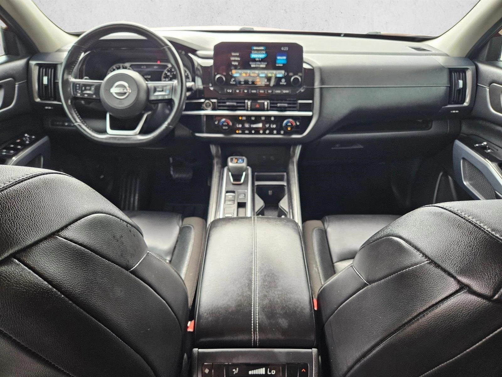 Thumbnail: 2022 Nissan Pathfinder - 3