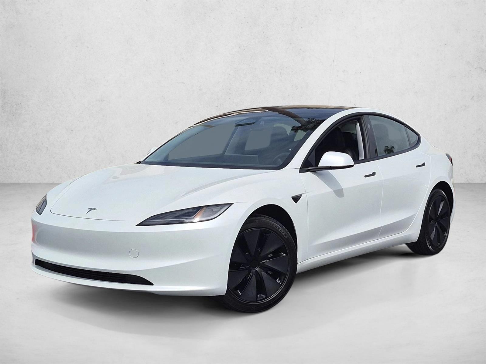 Thumbnail: 2025 Tesla Model 3 - 1