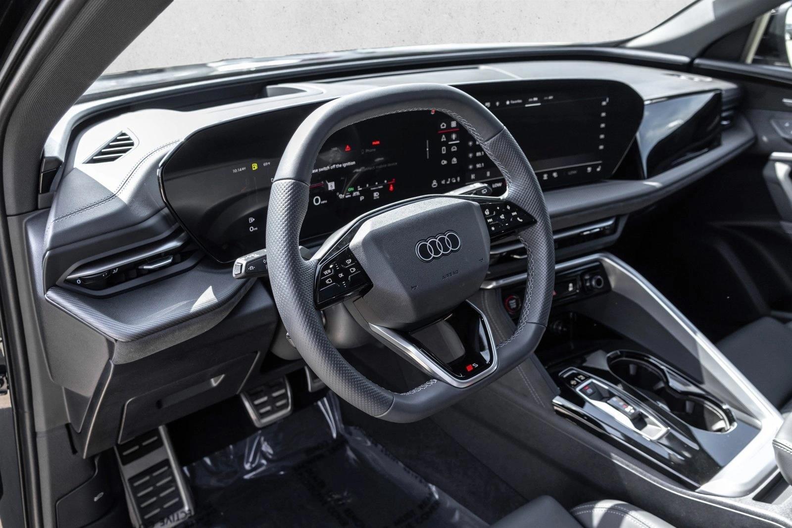 Thumbnail: 2025 Audi SQ5 - 3