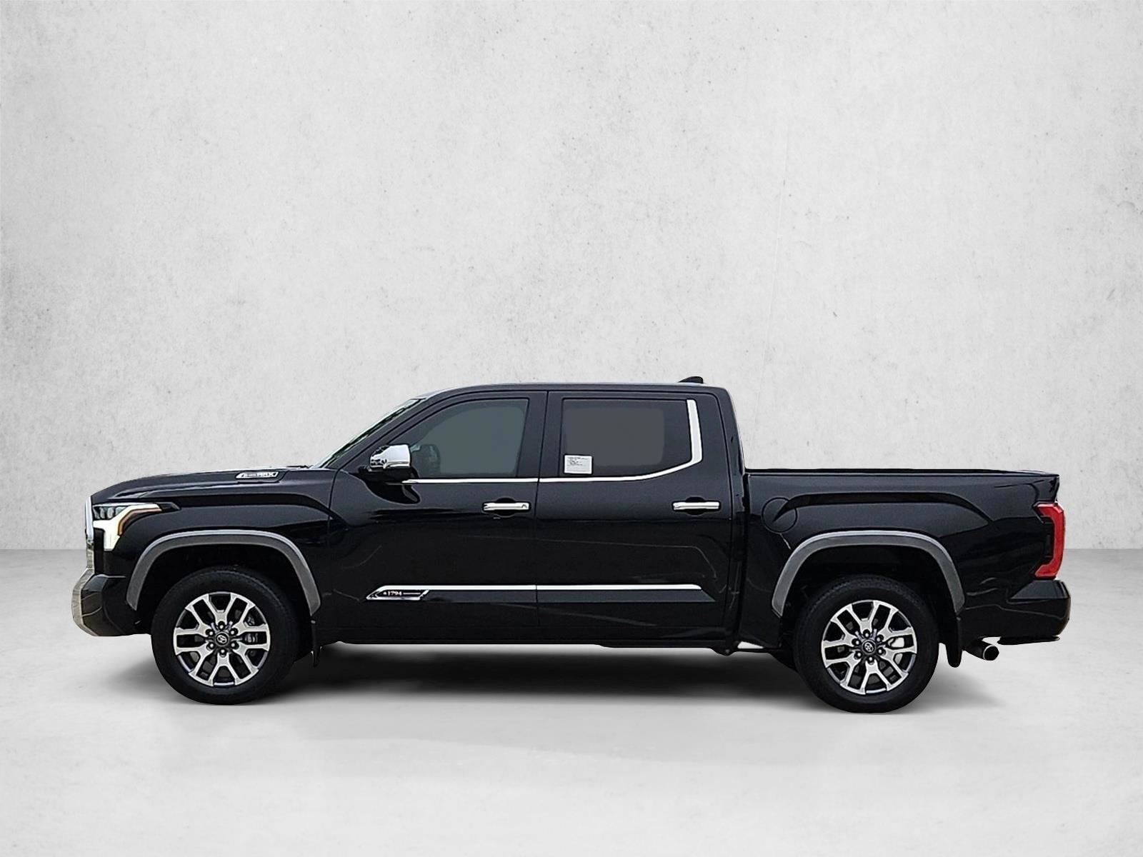 Thumbnail: 2025 Toyota Tundra - 2