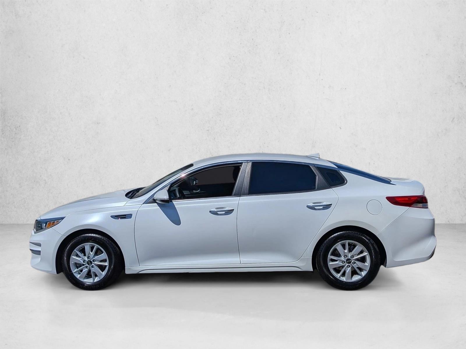 Thumbnail: 2016 Kia Optima - 2
