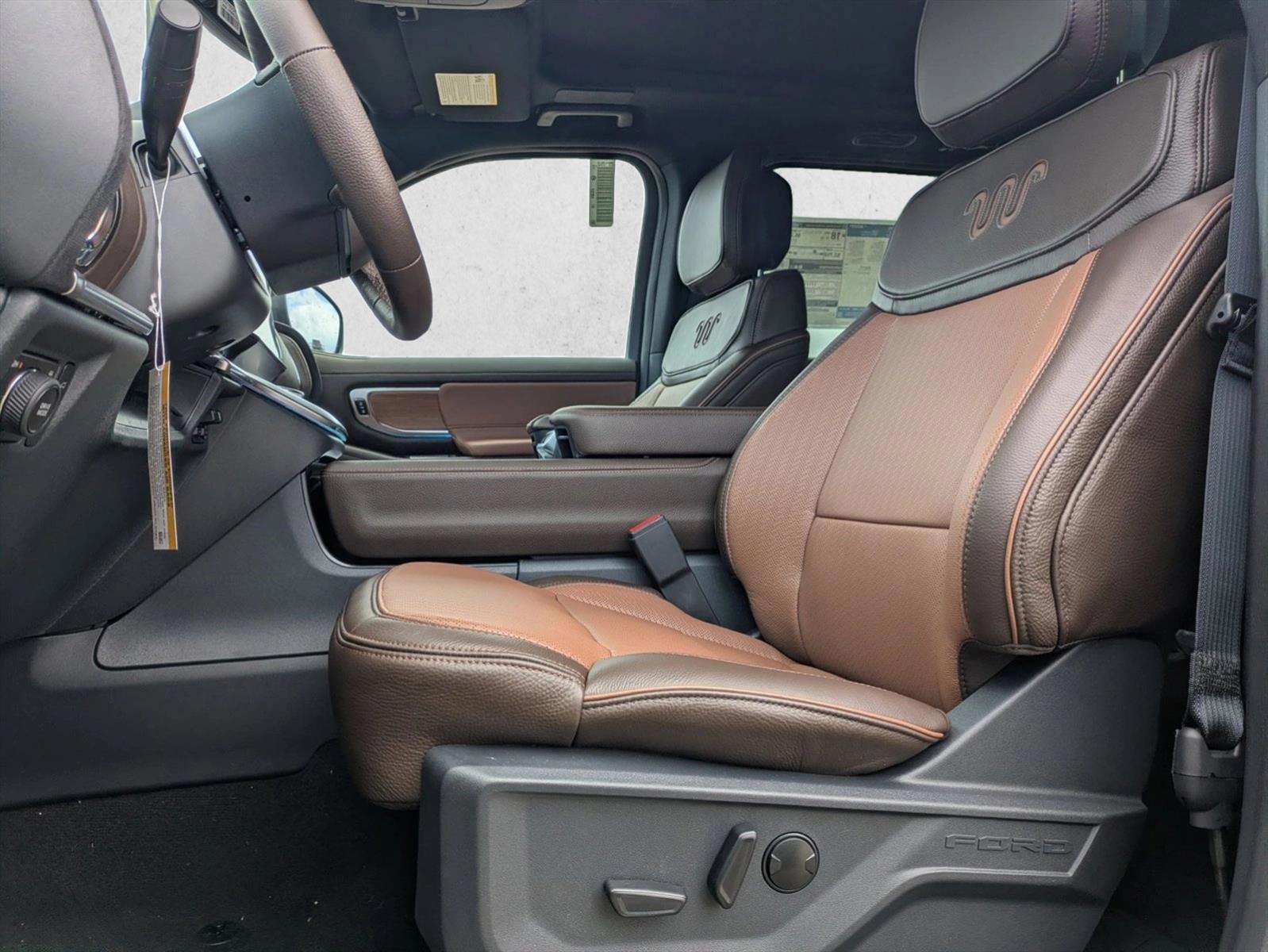 Thumbnail: 2026 Ford Expedition - 5
