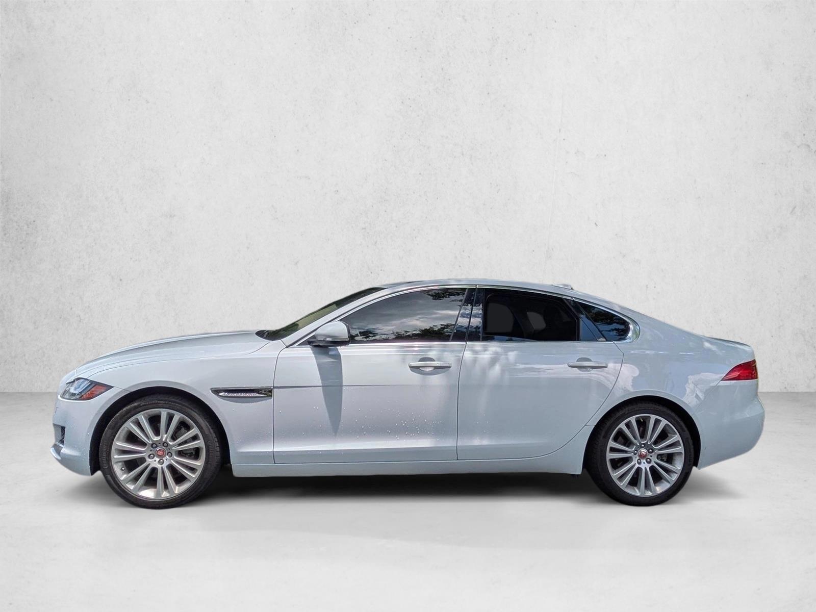 Thumbnail: 2020 Jaguar XF - 2