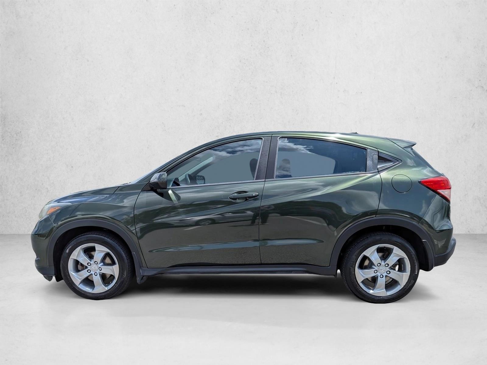 Thumbnail: 2016 Honda HR-V - 2