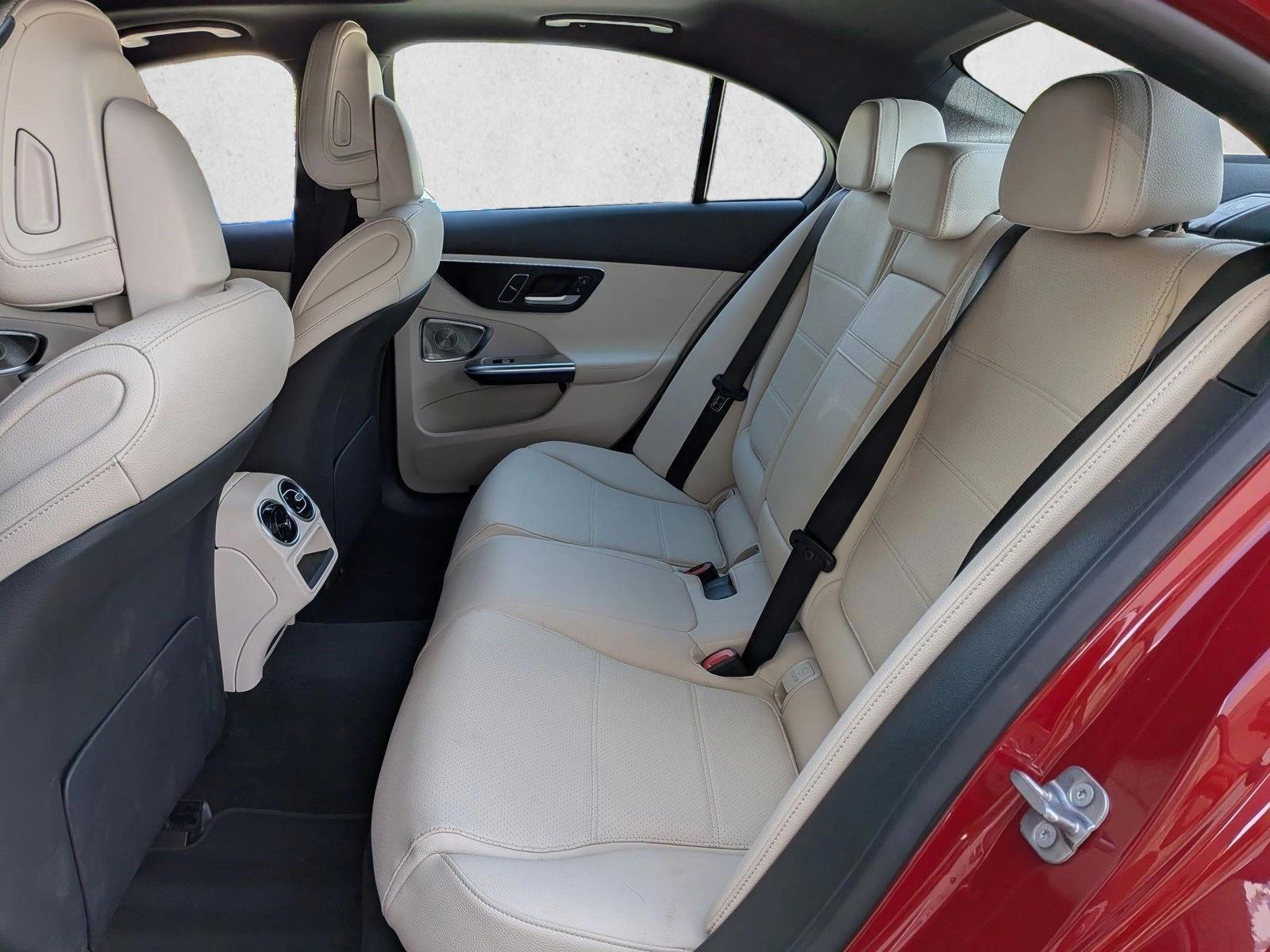 2026 Mercedes-Benz C-Class Sedan C 300 - Photo 17