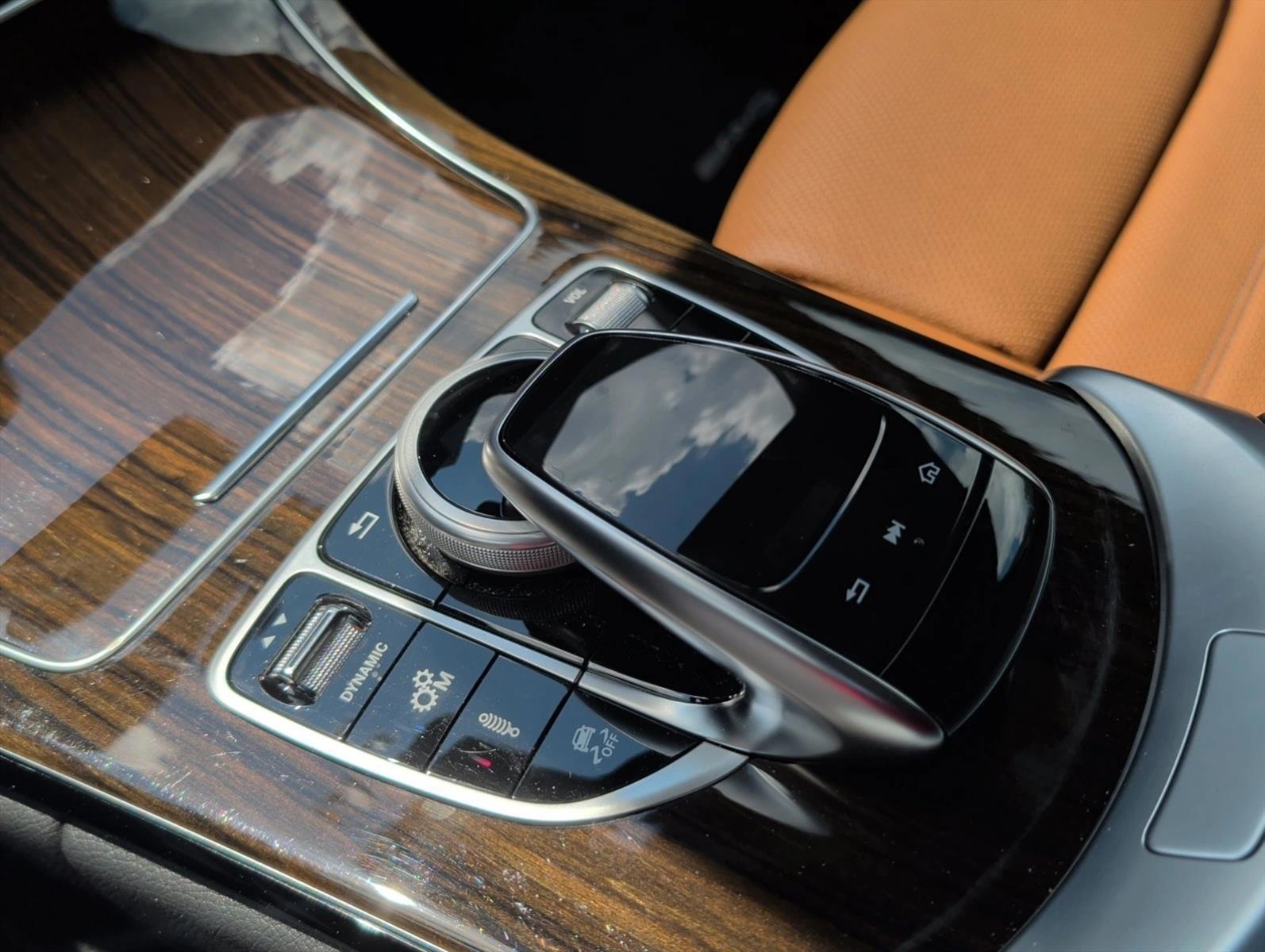 2022 Mercedes-Benz C-Class Coupe AMG C43 - Photo 15