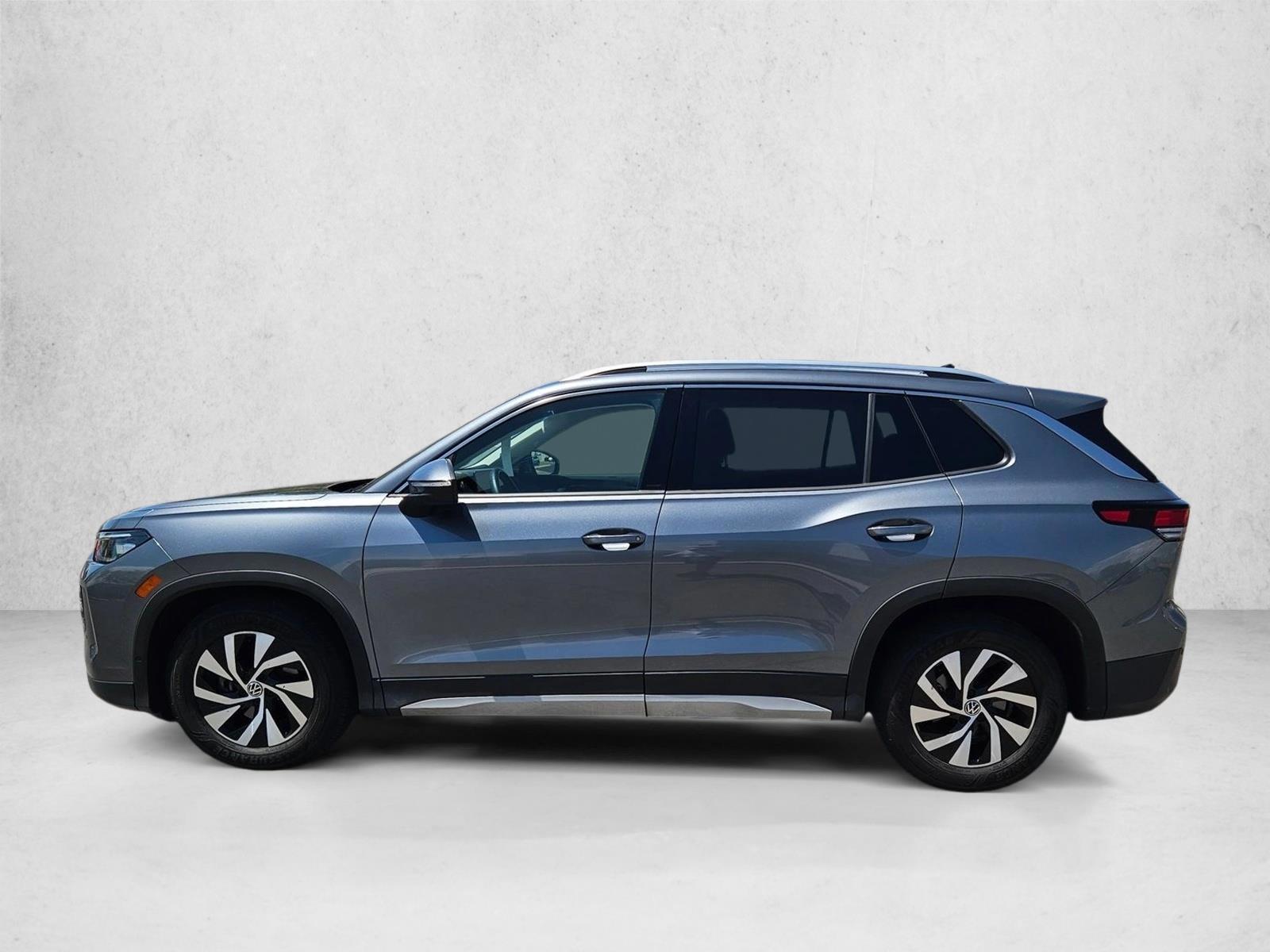 Thumbnail: 2026 Volkswagen Tiguan - 2