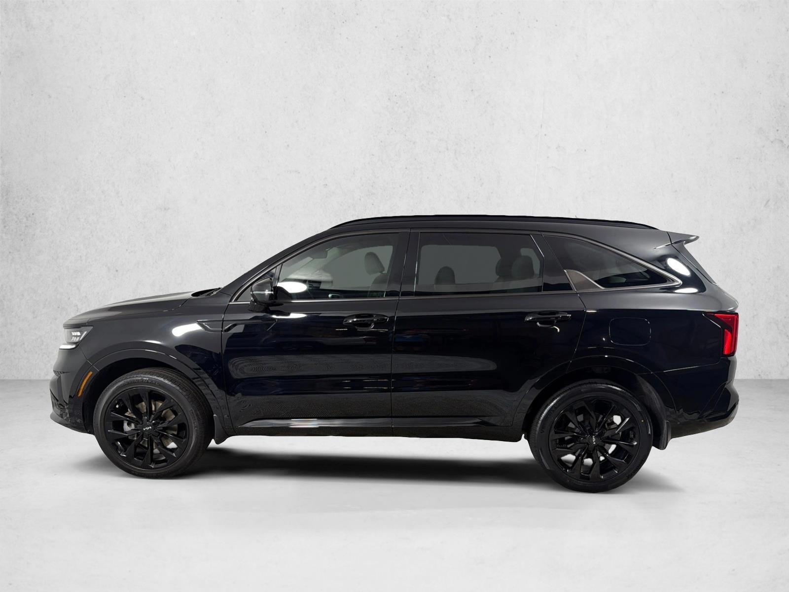 Thumbnail: 2023 Kia Sorento - 2