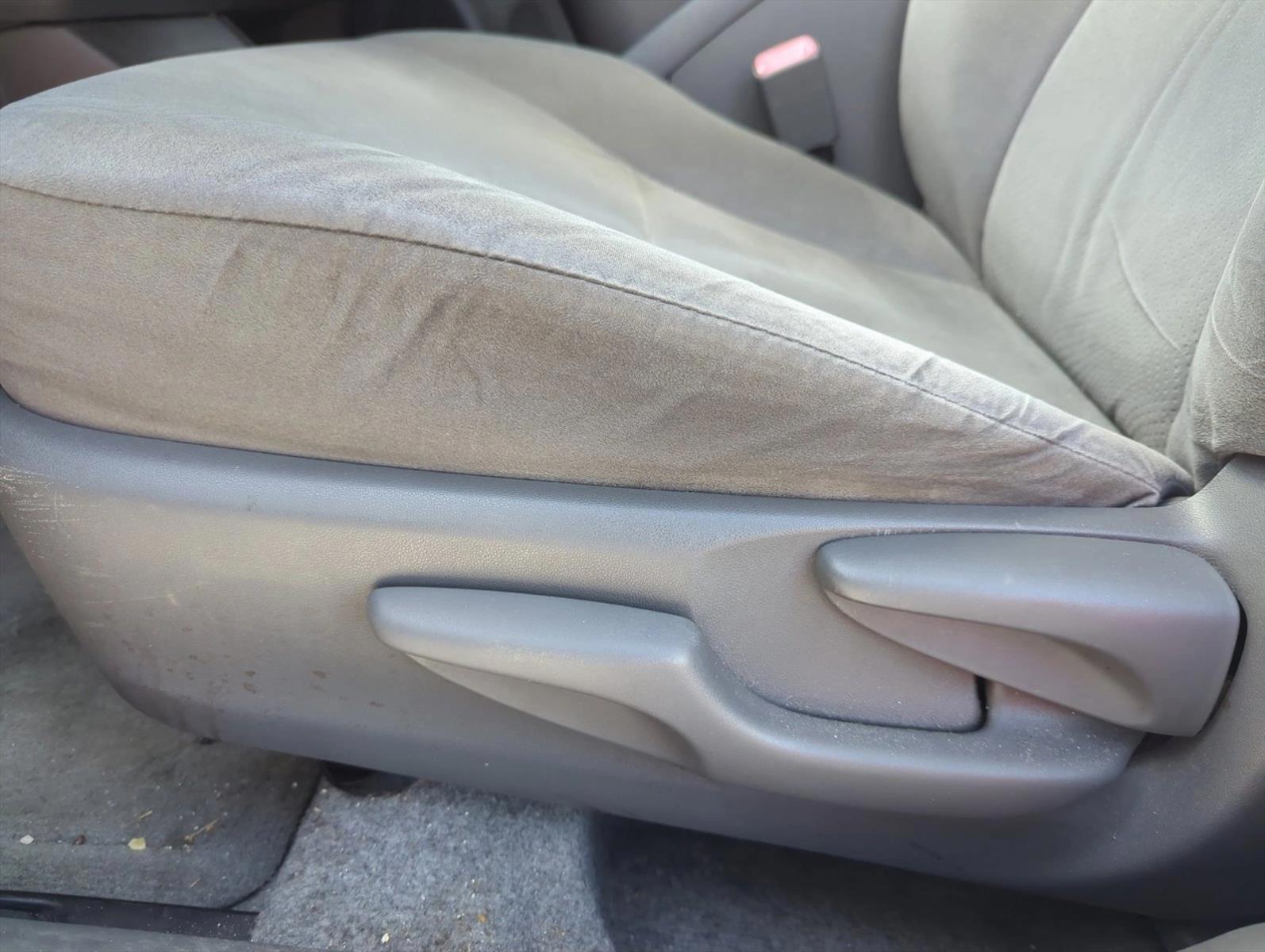 Thumbnail: 2010 Toyota Prius - 3