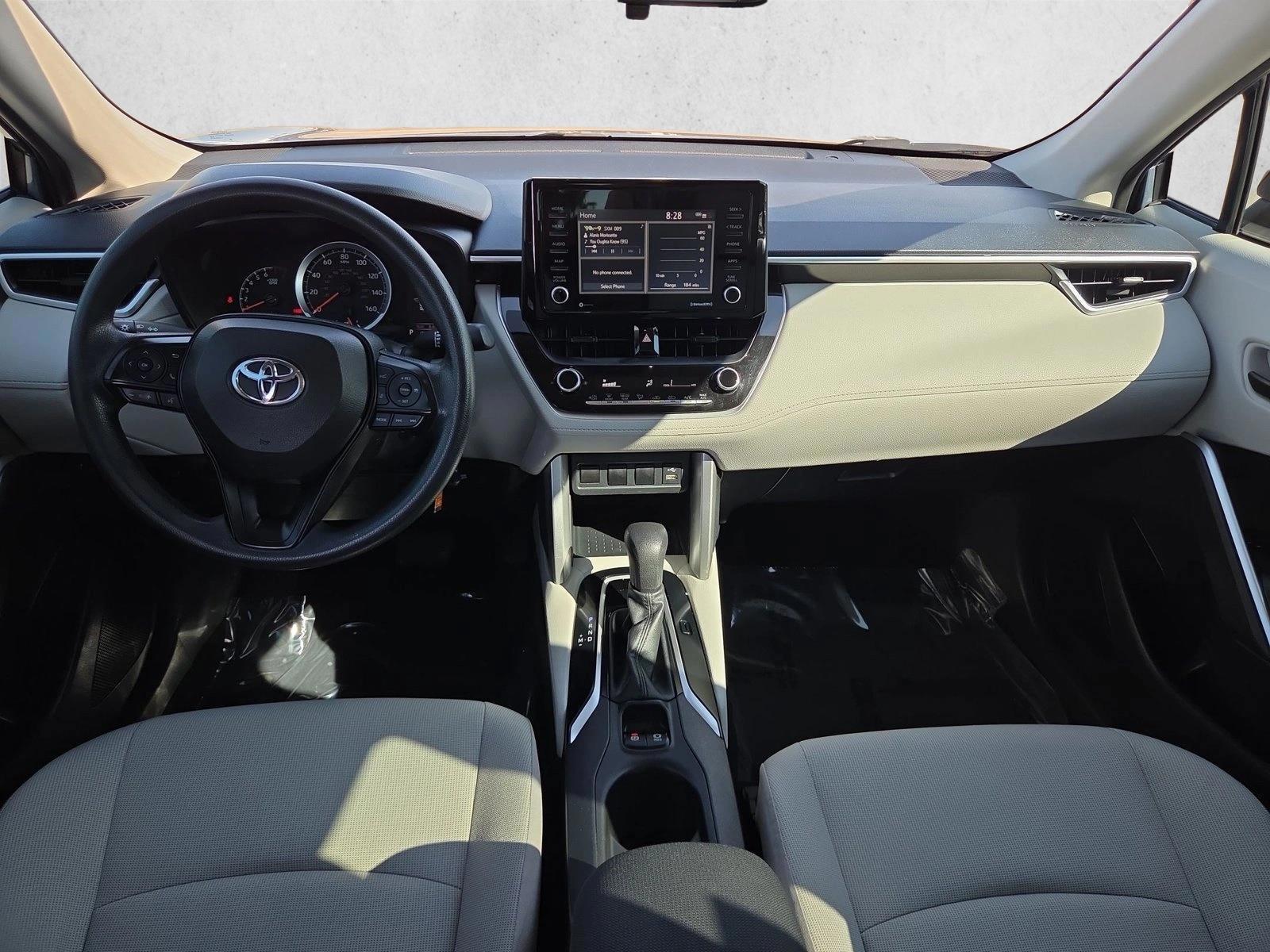Thumbnail: 2022 Toyota Corolla Cross - 4