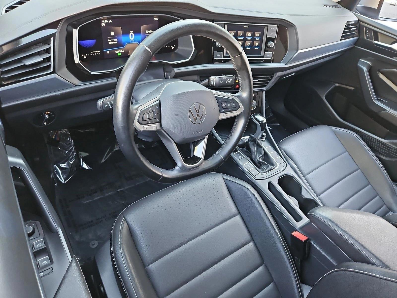 Thumbnail: 2022 Volkswagen Jetta - 3